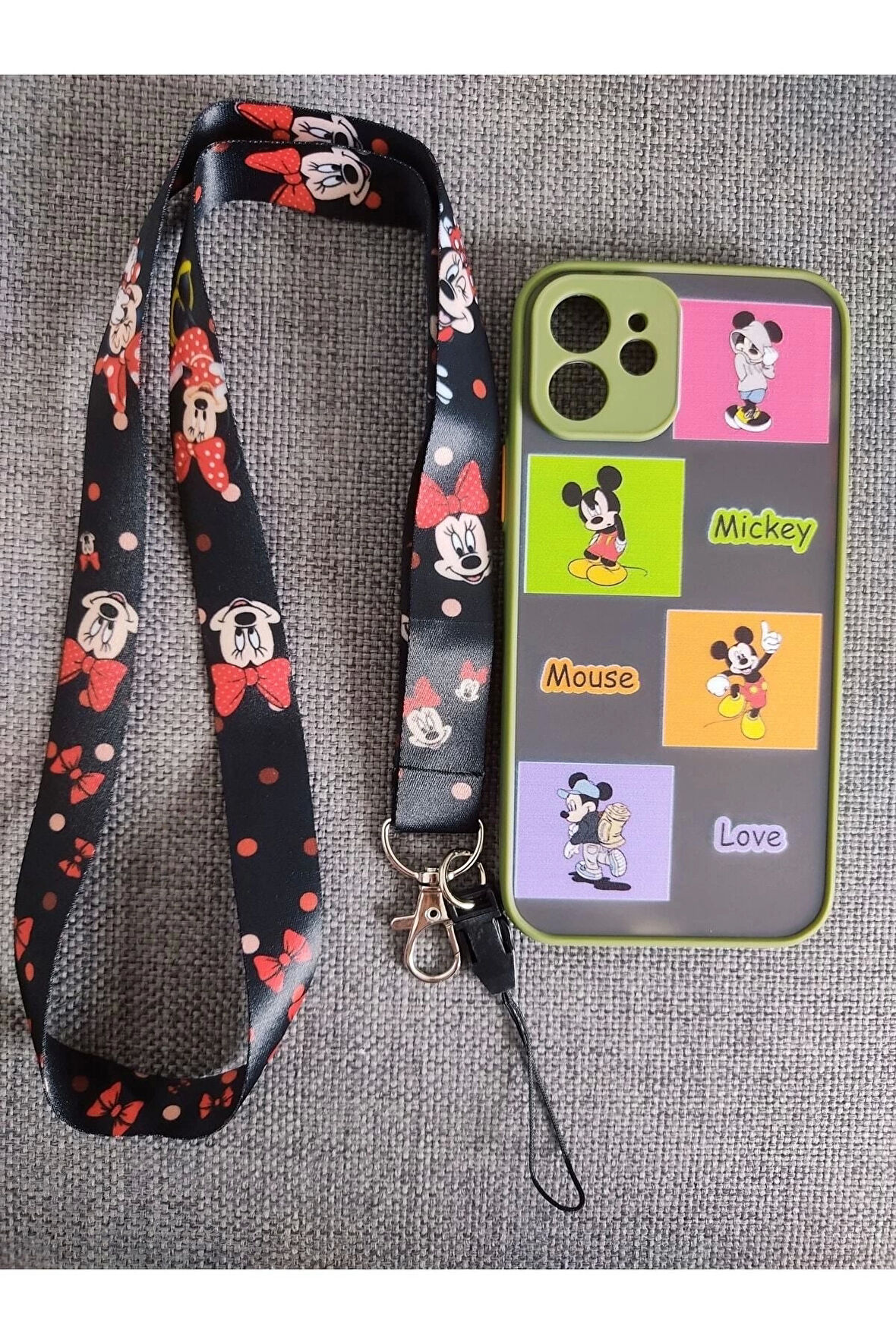 Iphone 12 Uyumlu Kamera Korumalı Mickey Mouse Tasarım Telefon Boyun Askılı Set Kılıf