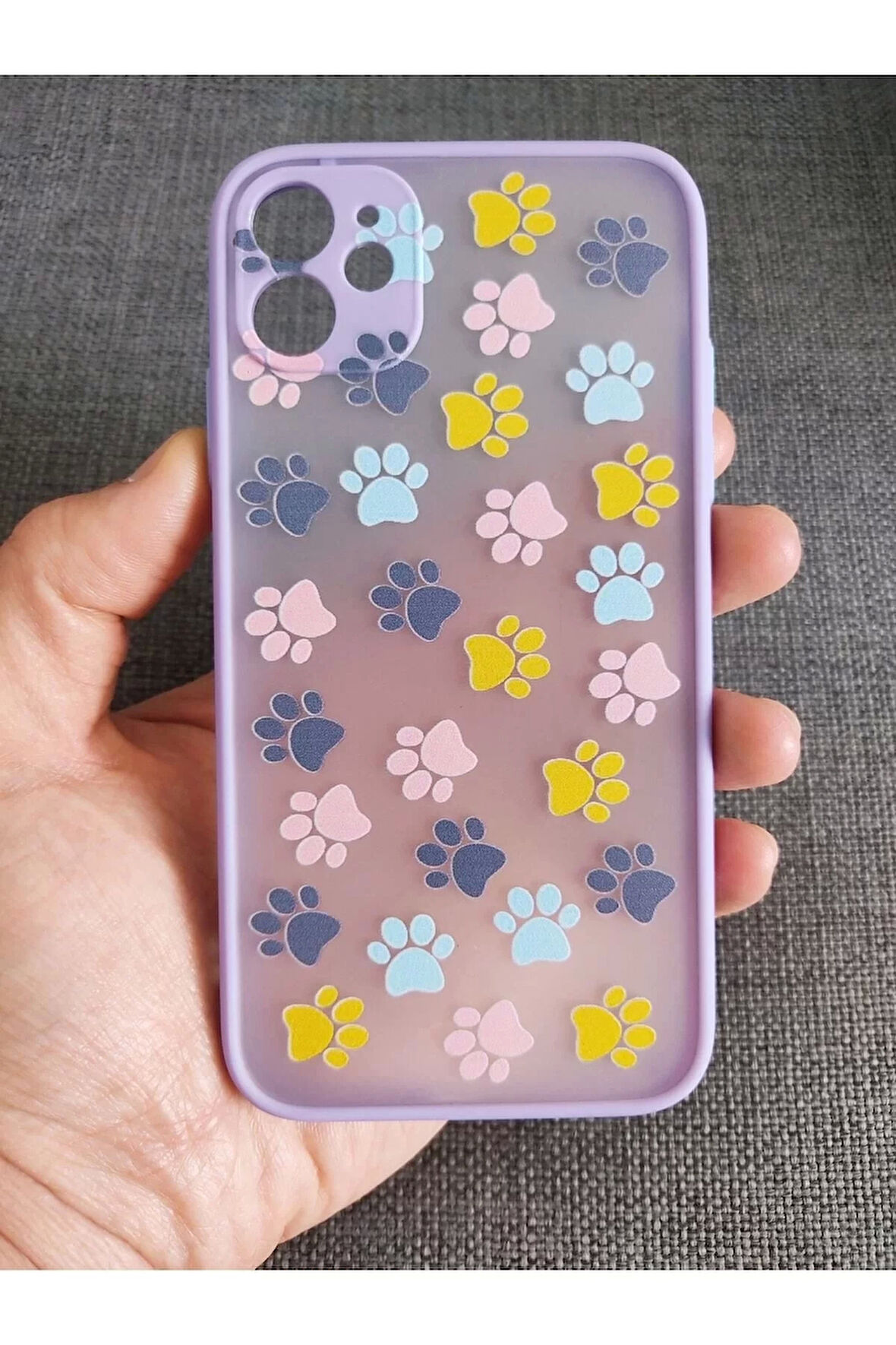İPhone 12 Uyumlu Kamera Korumalı Yavru Kediler Pati Kılıf Tuşları Renkli Hux Kapak