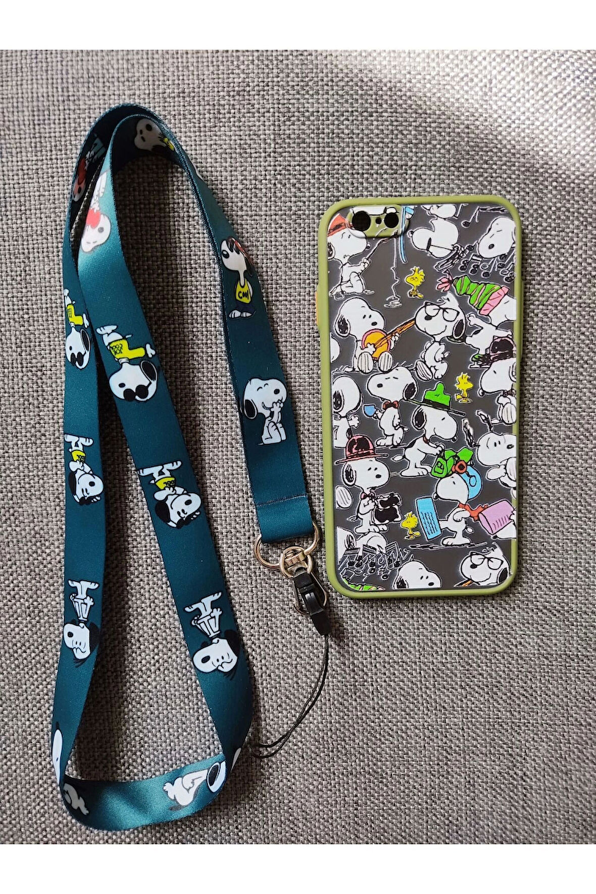 Iphone 7 Plus Iphone 8 Plus Kamera Korumalı Snoopy Tuşları Renkli Telefon Boyun Askılı Set Kılıf