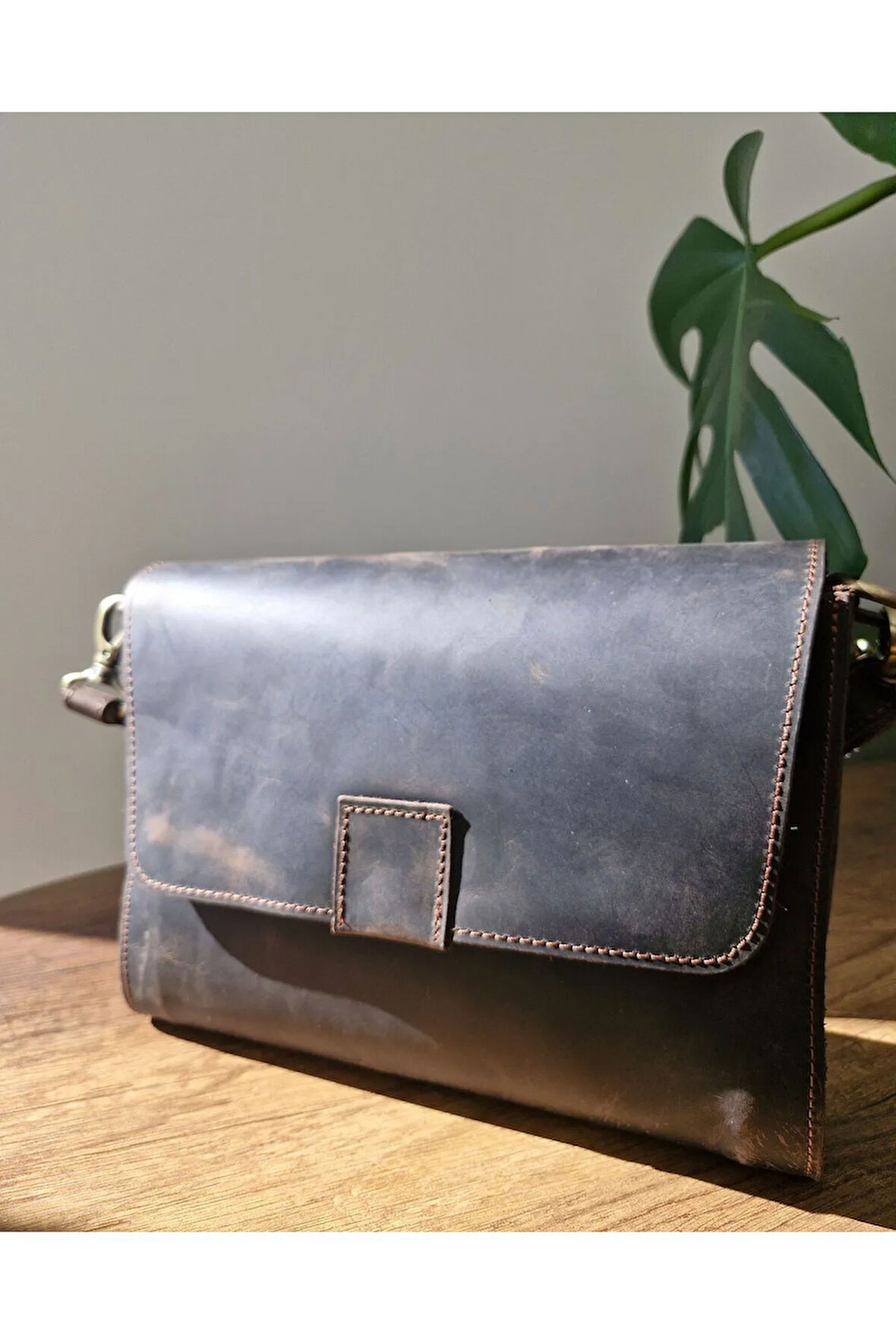 Hakiki Deri Omuz Çanta Seferi Model Unisex Kestane Renk - Günlük Kullanıma Uygun