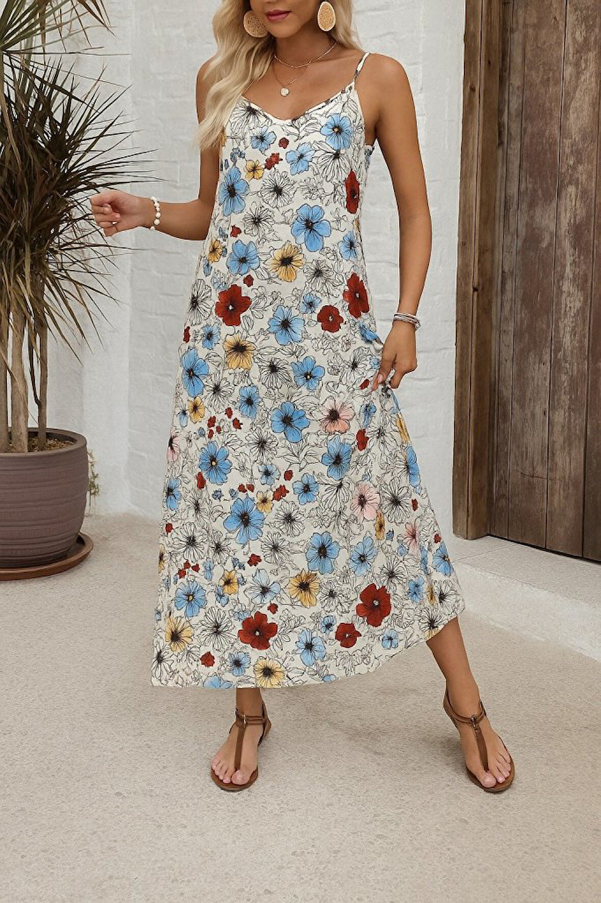 Modavera Kadın Ip Askılı Geniş V Yakalı Desenli Süprem Elbise