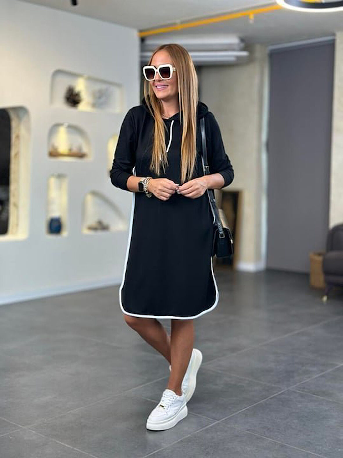 Modavera Kadın Uzun Kollu Kapüşon Ve Ribana Detay Diz üstü Elbise