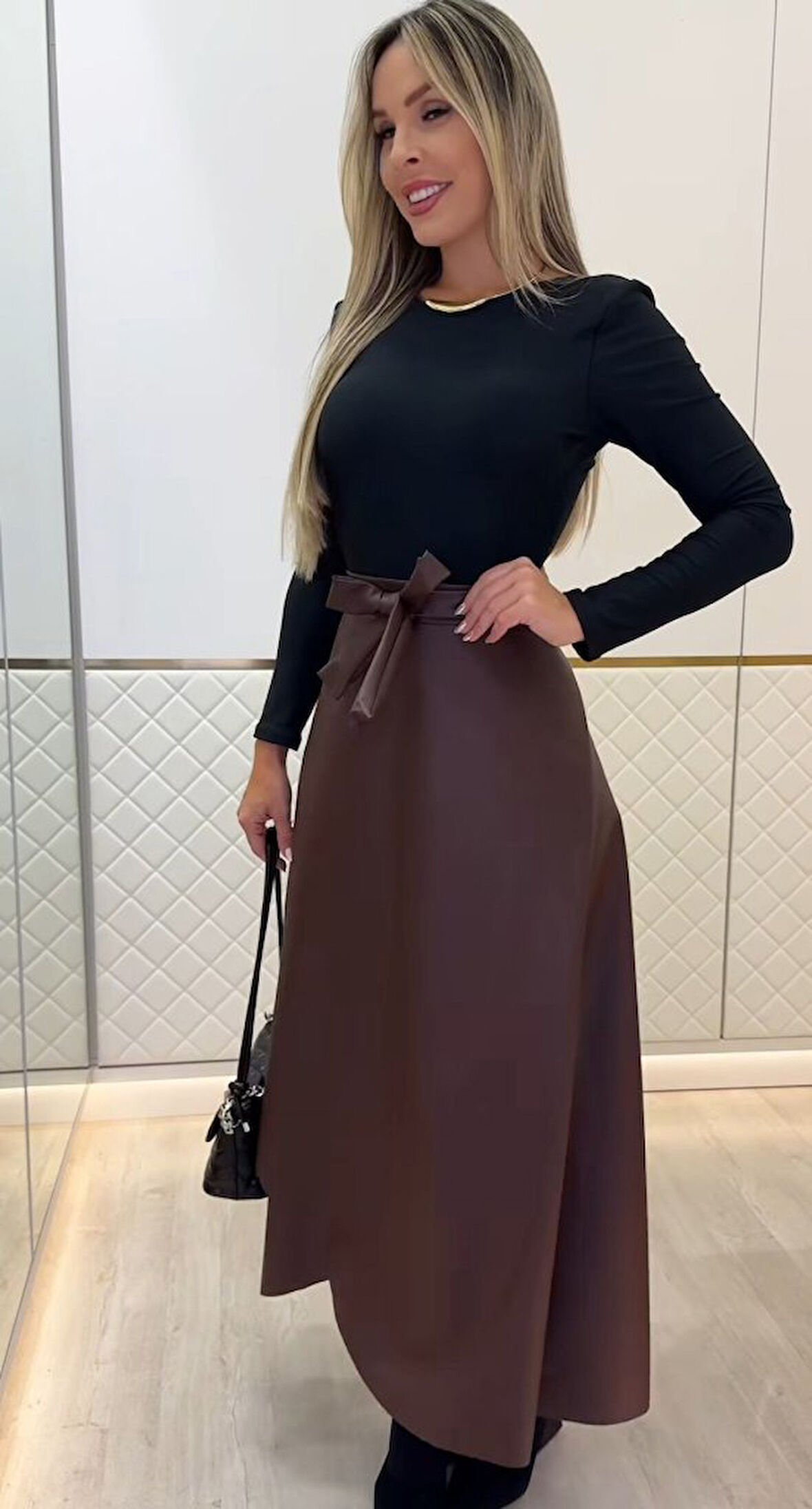Modavera Kadın Belden Kuşaklı Uzun Deri Etek