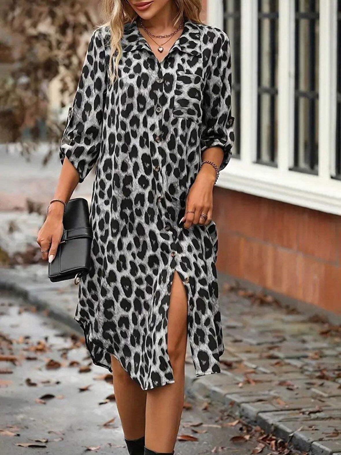 Modavera Kadın Uzun Kollu Yakalı önden Düğmeli Leopar Desenli Modal Midi Elbise