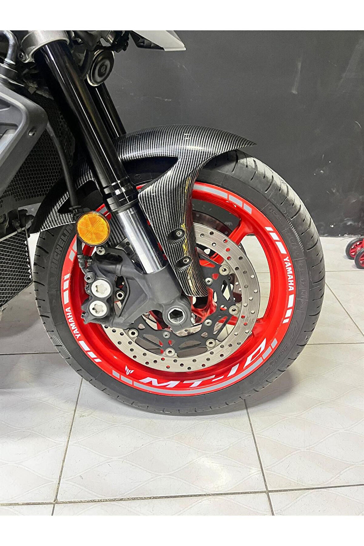 Yamaha MT10 Jant Sticker Etiket Model