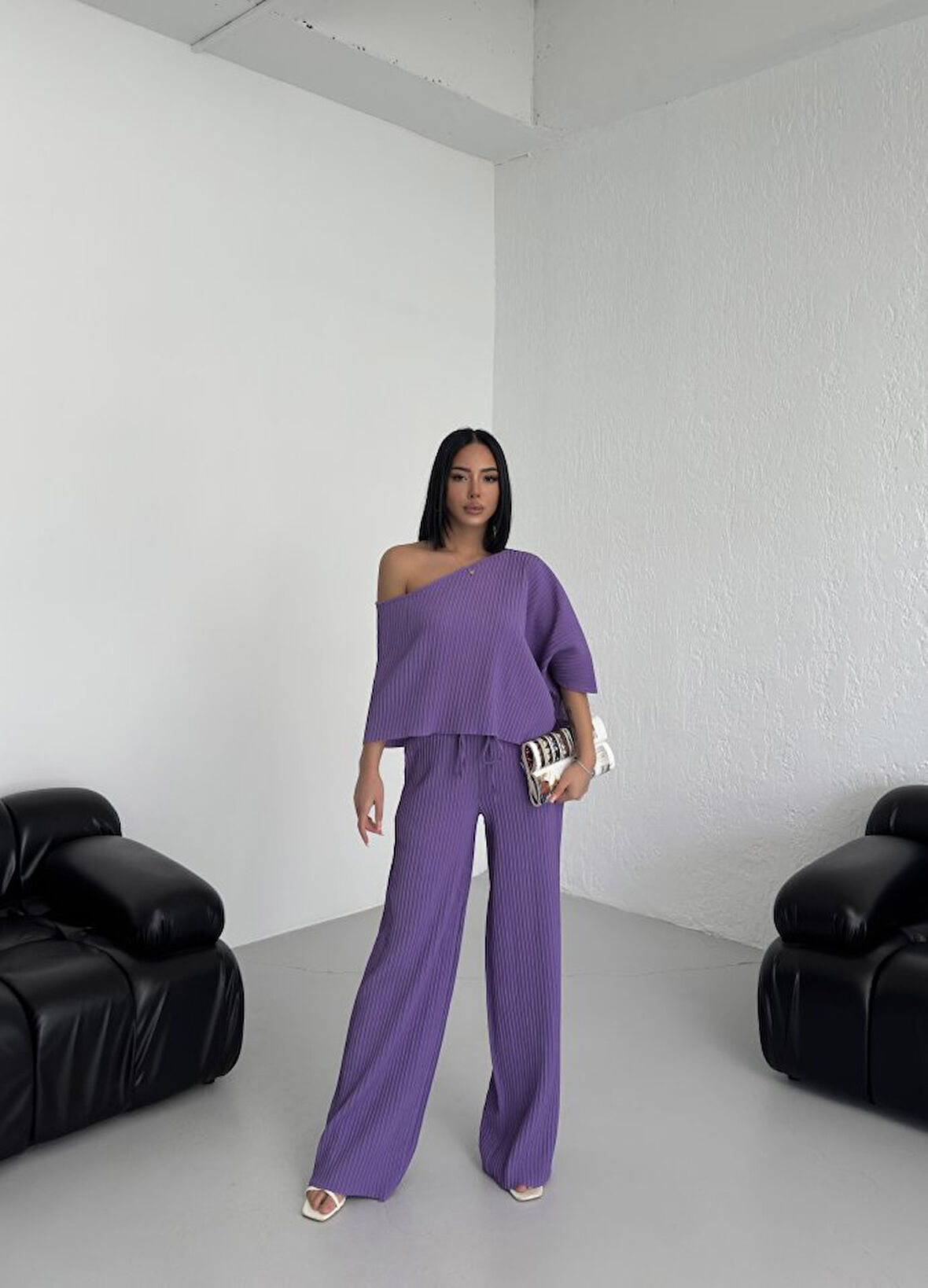 KAYIK YAKA PAMELA TAKIM