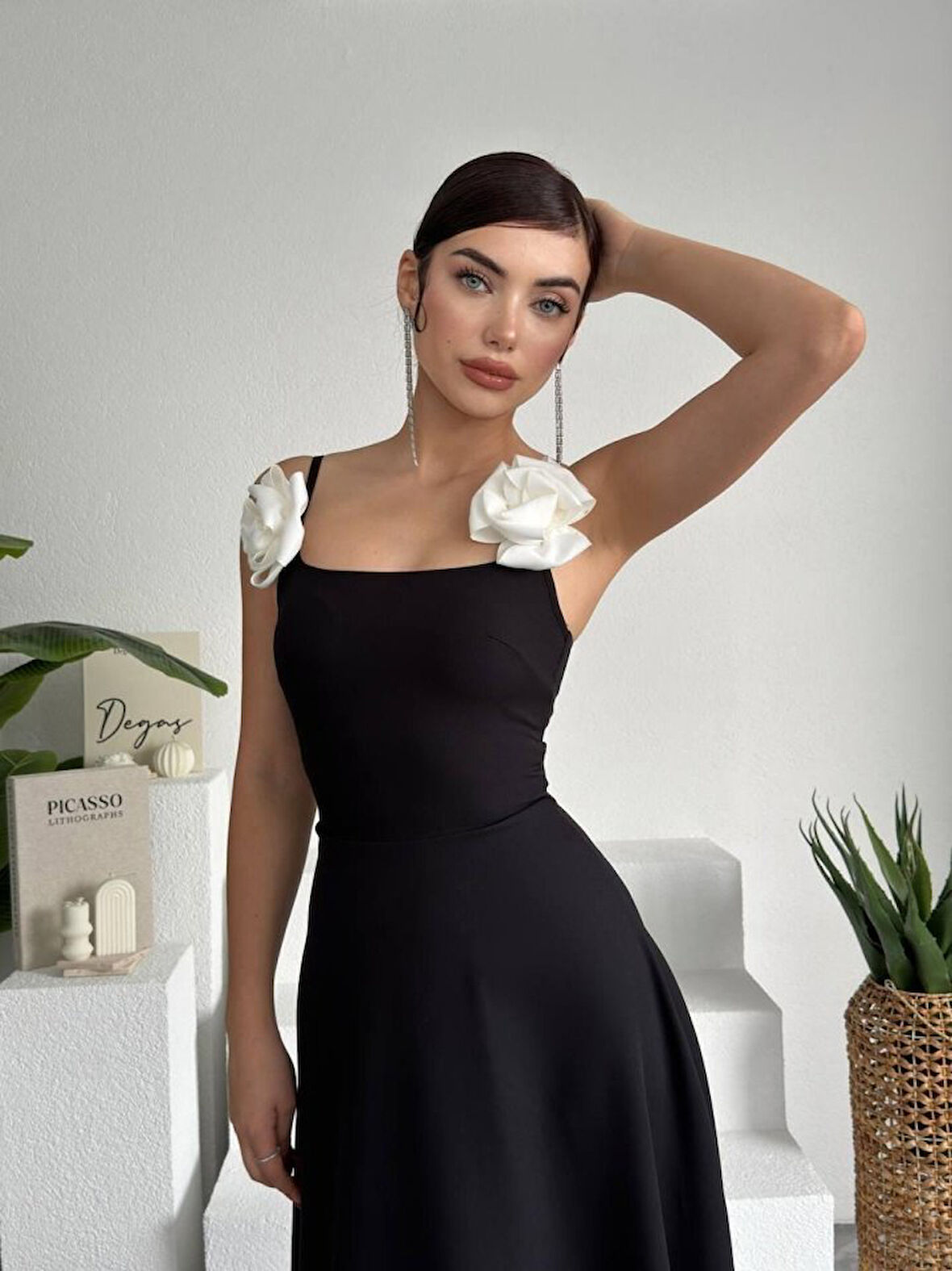 Matilda Gül İp Askılı Elbise