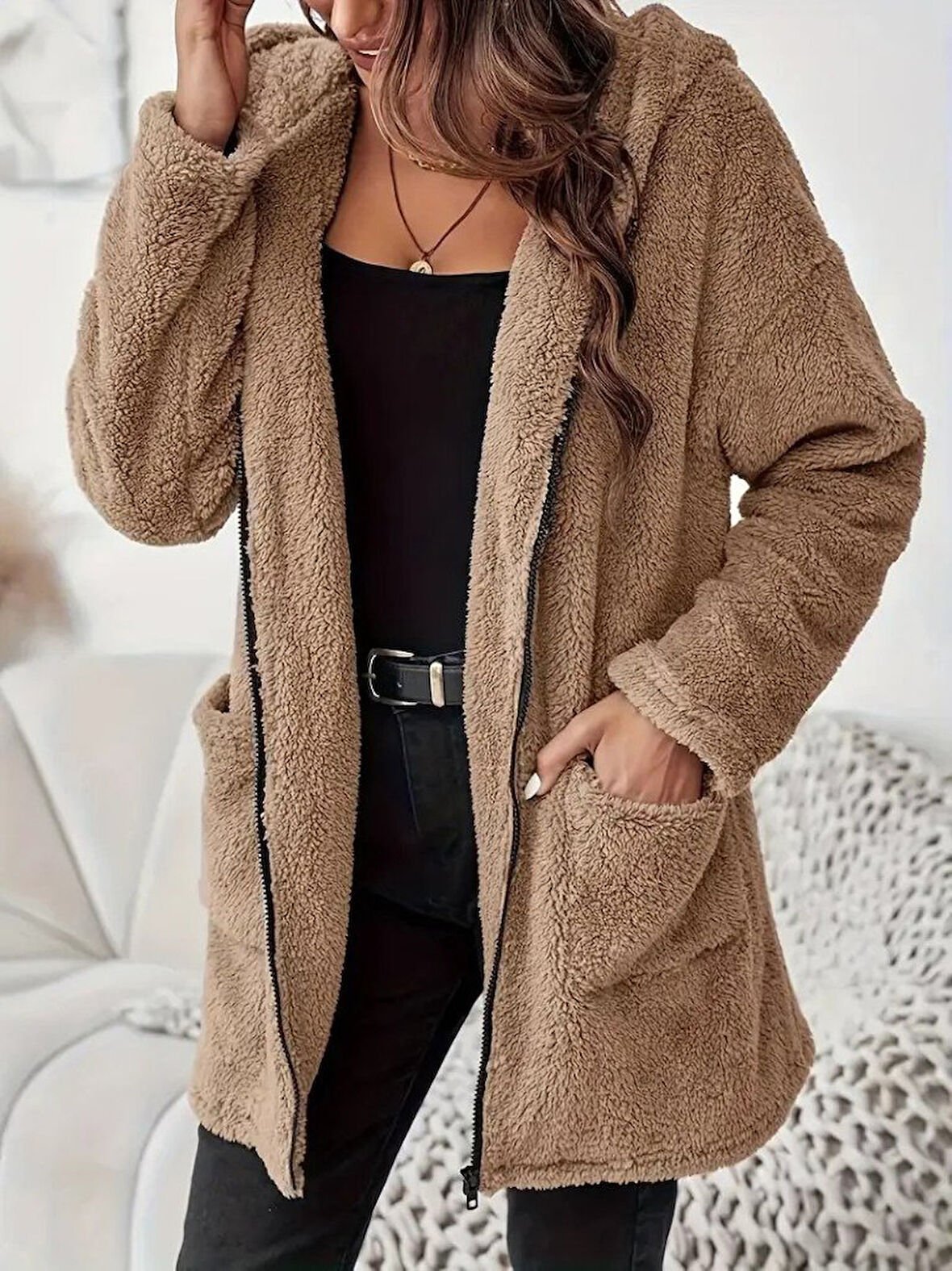 Kadın Uzun Kollu Kapşonlu önden Fermuarlı Cepli Welsoft Ceket