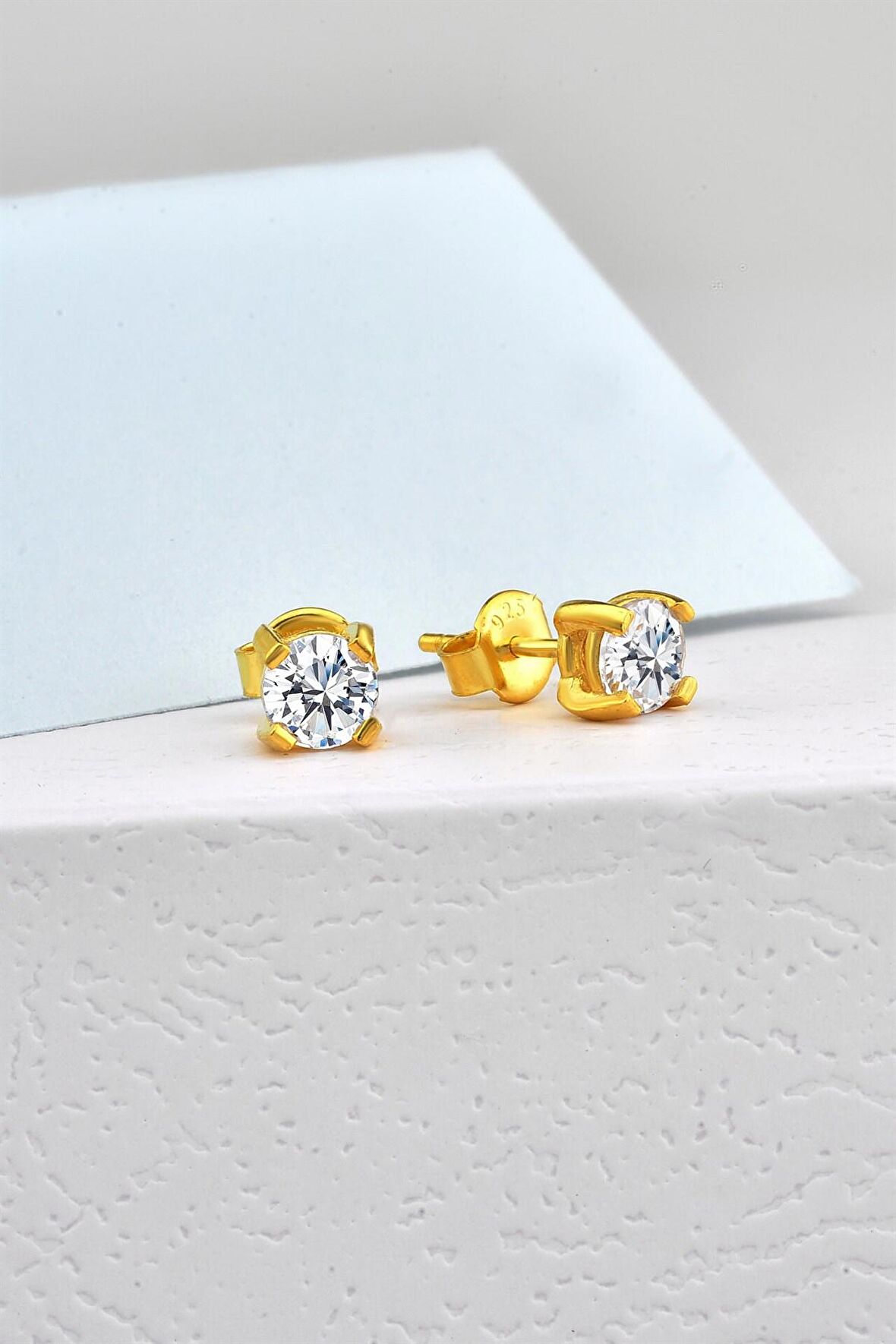 Zirkon 5,0 mm Özel Tasarım Tek Taş Pırlanta Montür Gold Gümüş Küpe