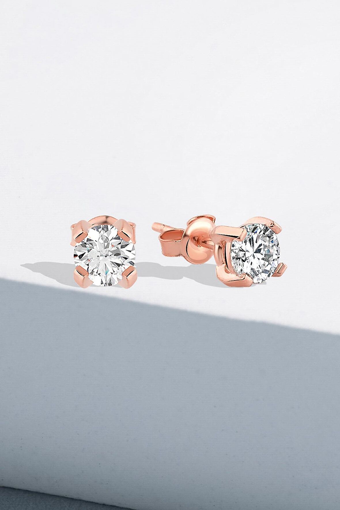 Gümüş Zirkon 5,0 mm Özel Tasarım Tek Taş Pırlanta Montür Rose Küpe