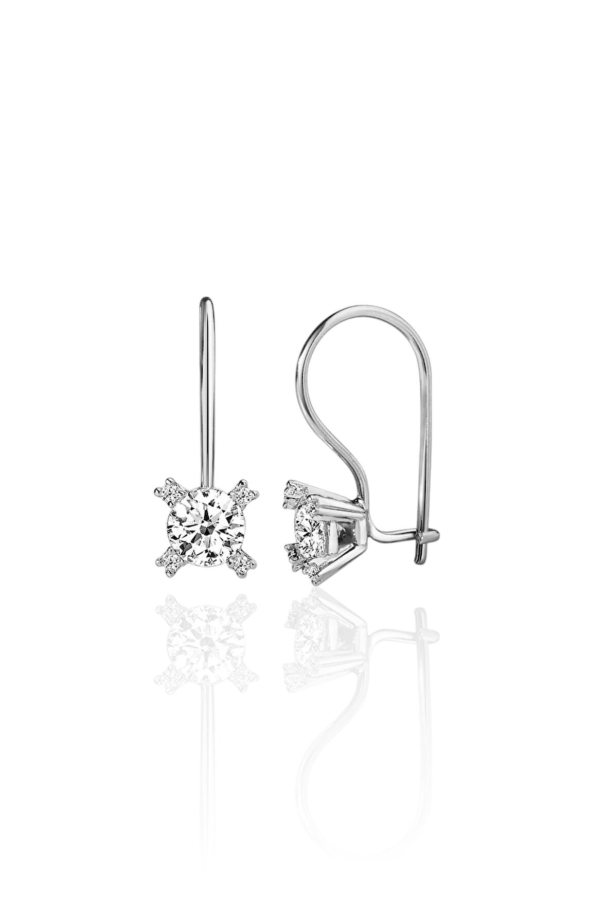 Gümüş 925 Ayar 5 mm Yıldız Zirkon Taşlı Rodyumlu  Küpe