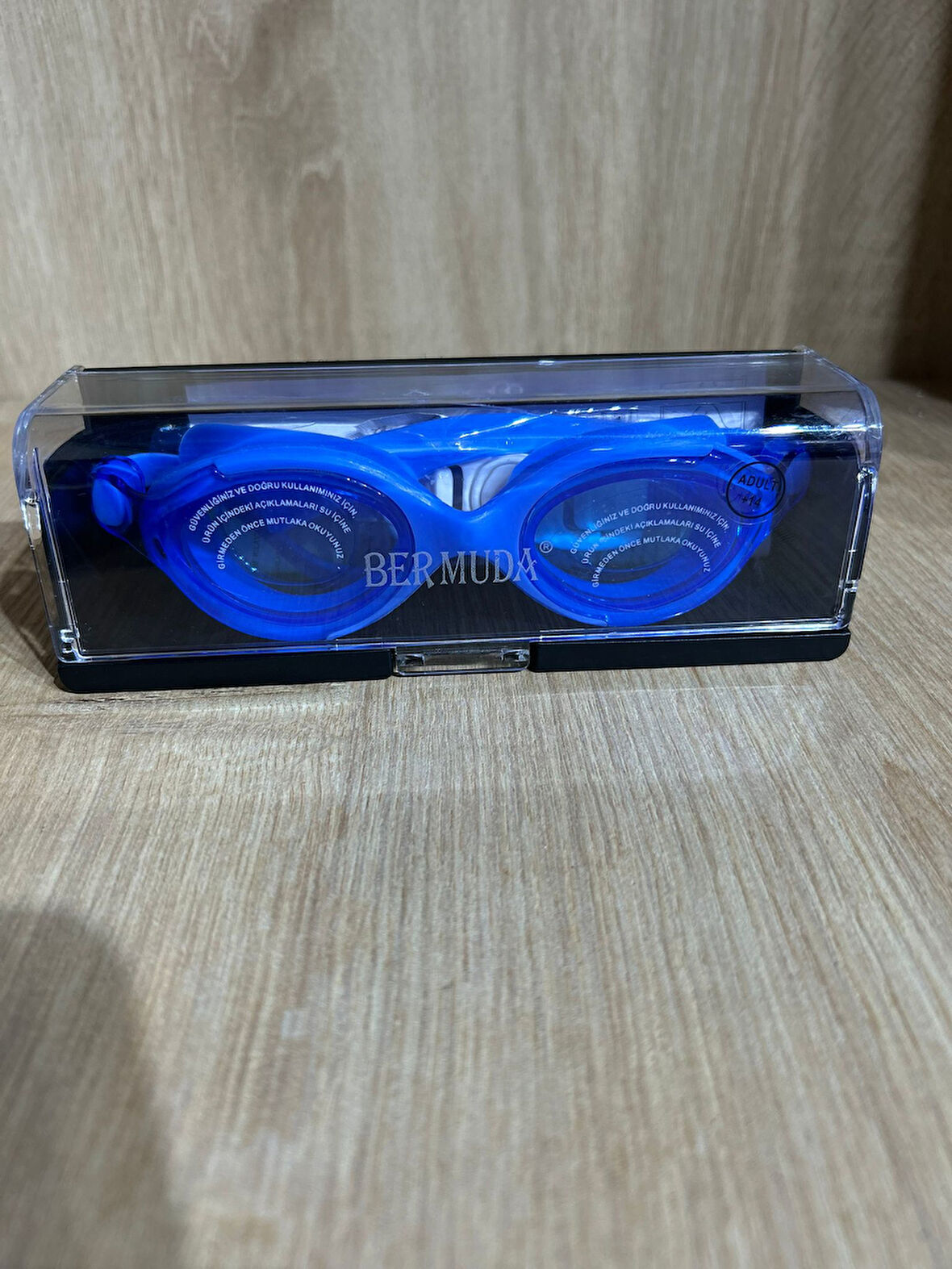 Silikonlu Yüzücü Gözlüğü Kutulu  Kulak Tıpaçı Hediyeli