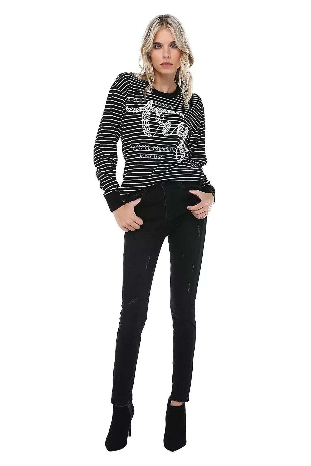 Siyah Denim Taşlanmış Efektli Kadın Pantolon