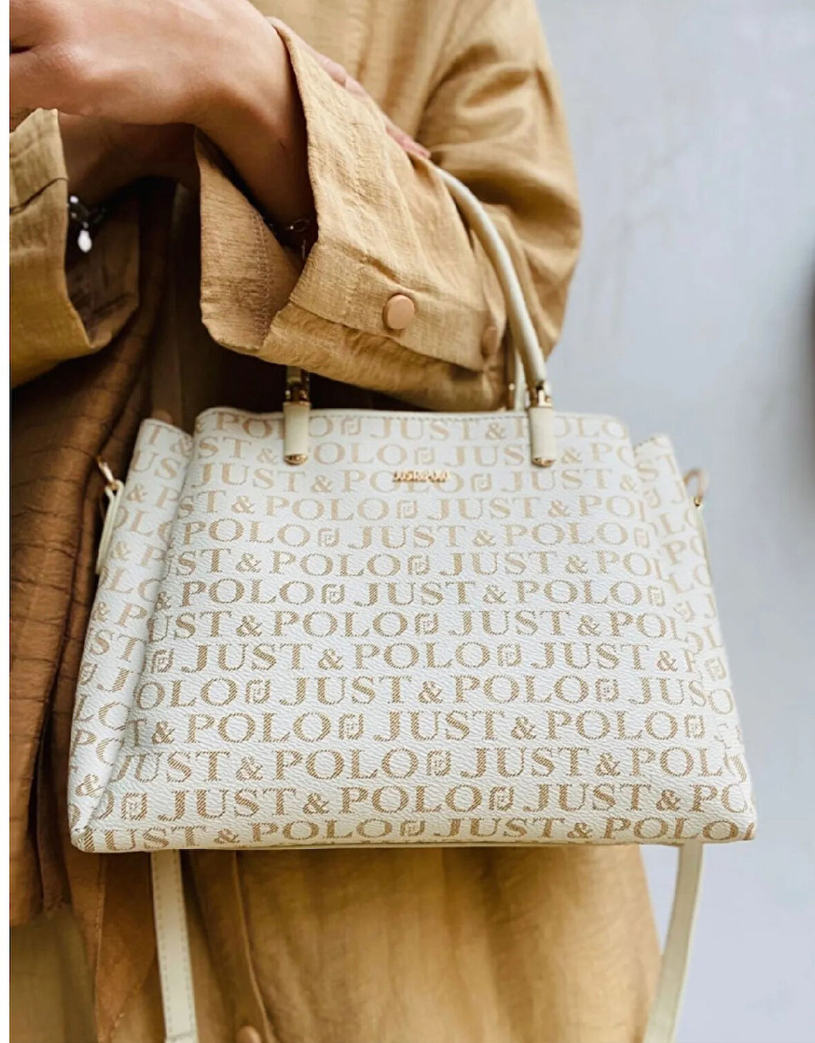 Just Polo JP2120  Kadın Monogram Baskılı  El ve Omuz Çantası OZT2120