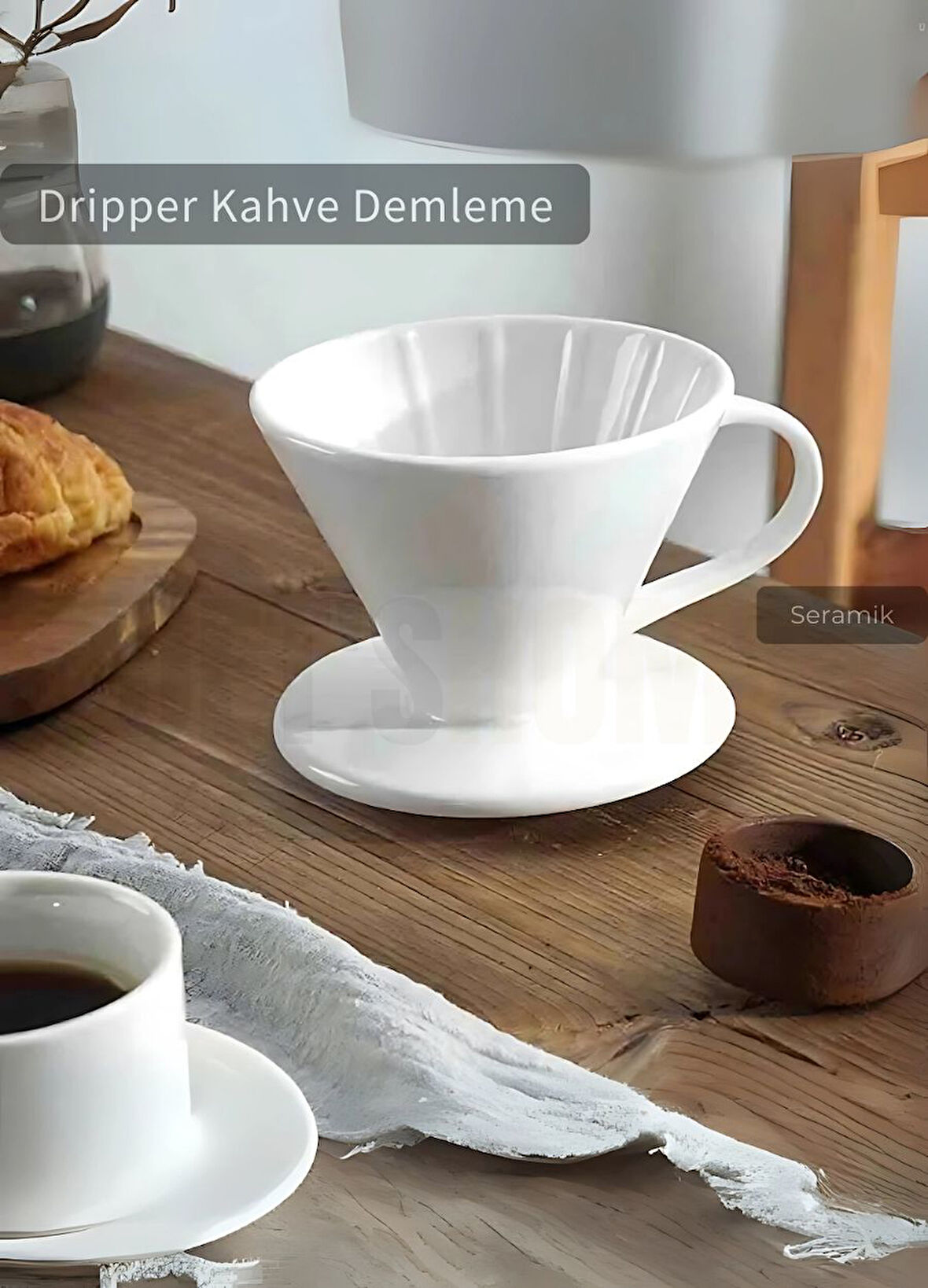 V60 02 Seramik Dripper Kahve Demleme Ekipmanı Aparatı Kırmızı