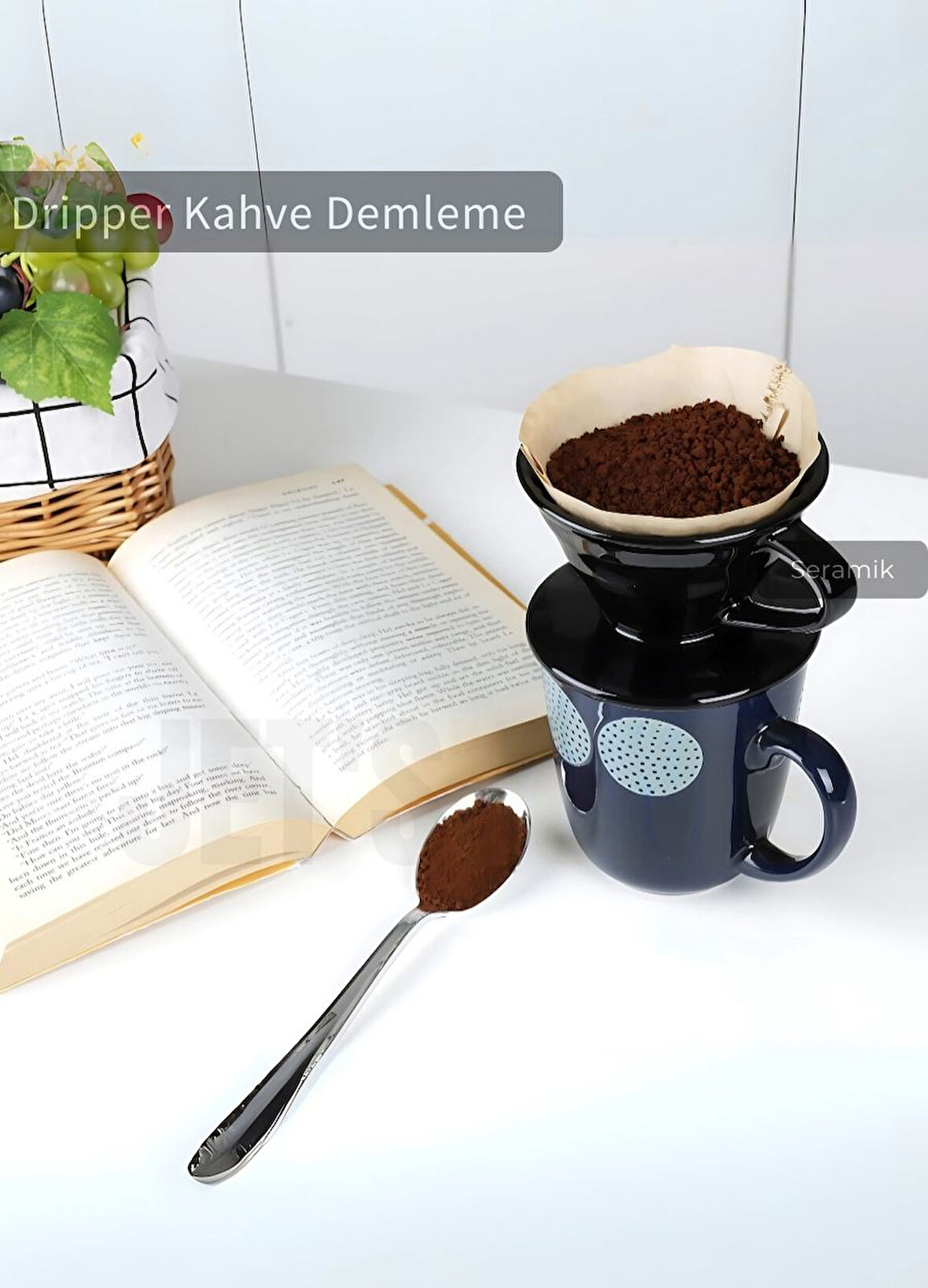 V60 02 Seramik Dripper Kahve Demleme Ekipmanı Aparatı Siyah