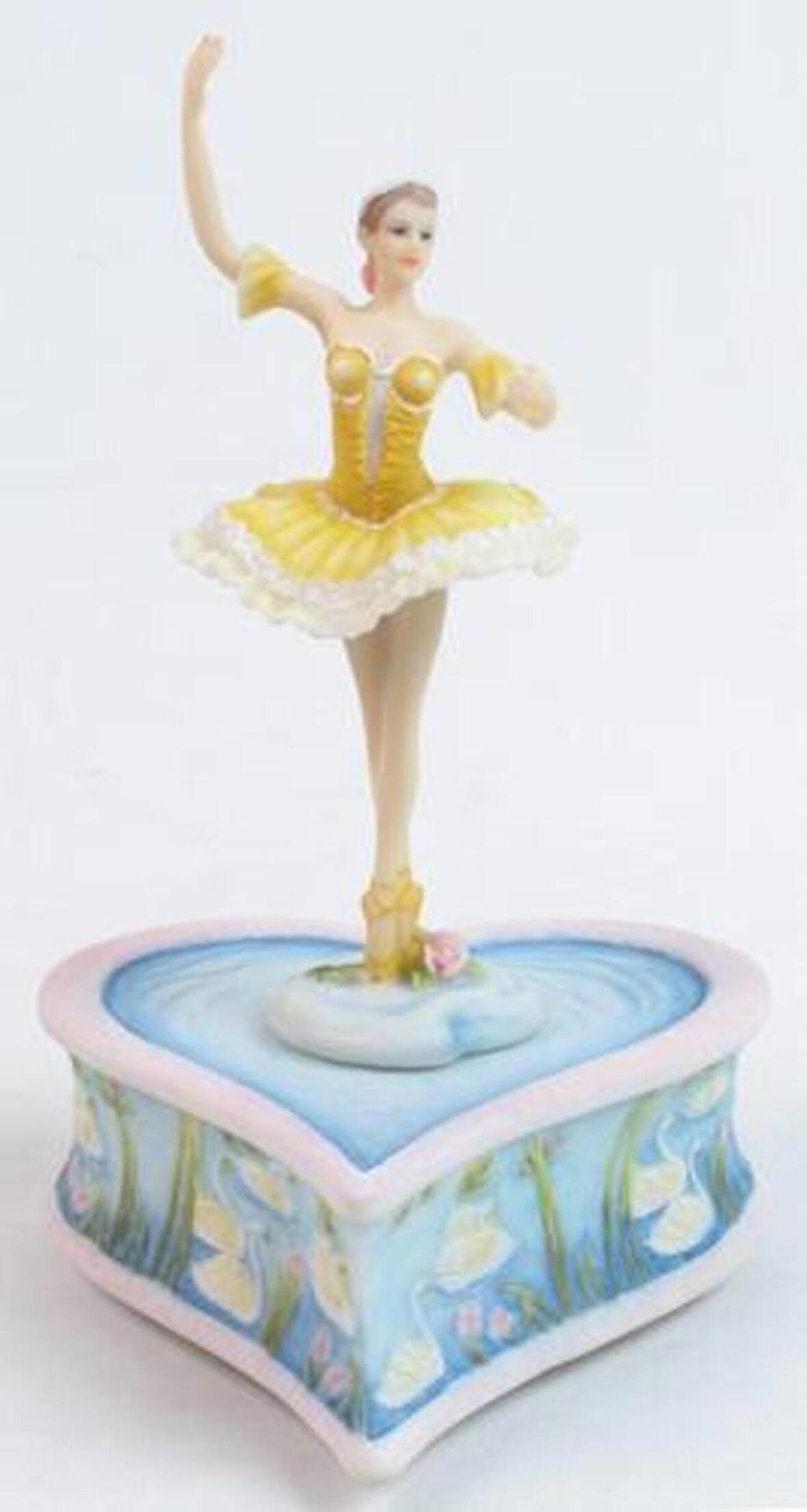WISE Veronese Serisi-Wise Müzik Kutusu-KALPLİ BALERİN>>17*11*11 CM.