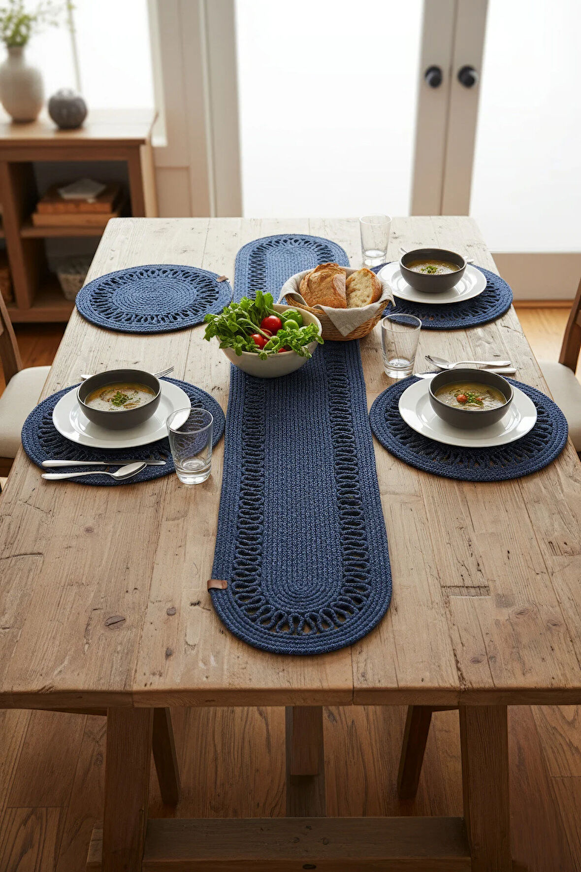 Jutty Hasır Görünümlü 5 Parça Jüt Masa Takımı Örgü Lacivert – 4’lü Amerikan Servis Supla + 1 Runner