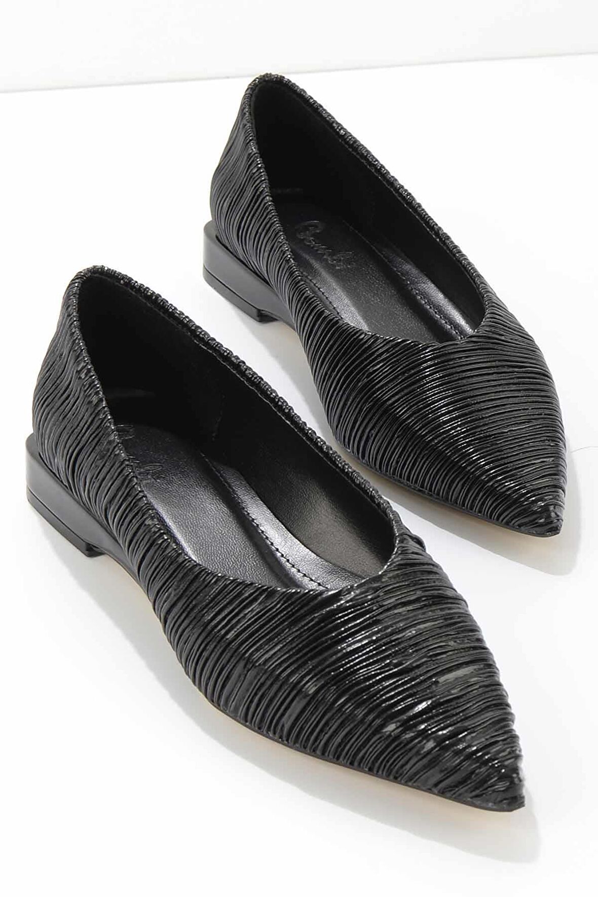 Bambi Siyah Kirisik  Kadın Klasik Topuklu Ayakkabi K01188121742