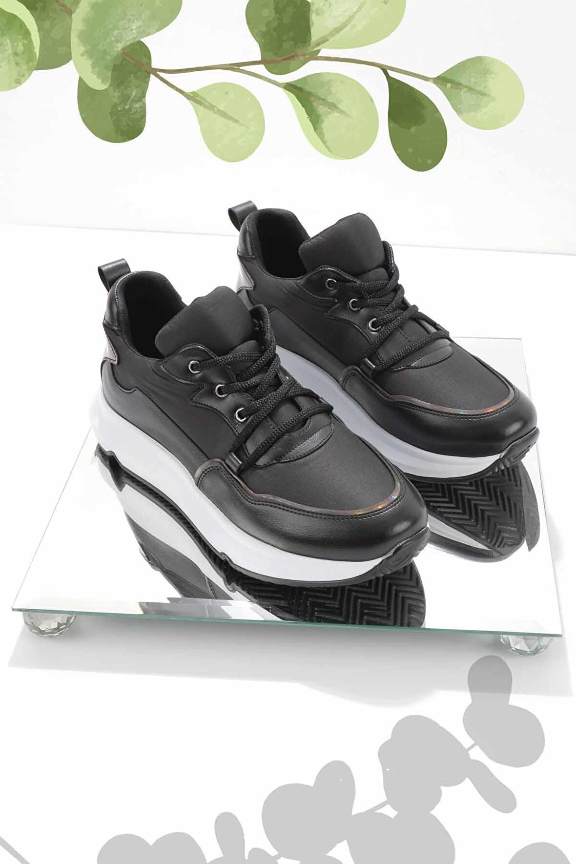 Bambi Siyah Parasüt  Kadın Sneaker K01228086067