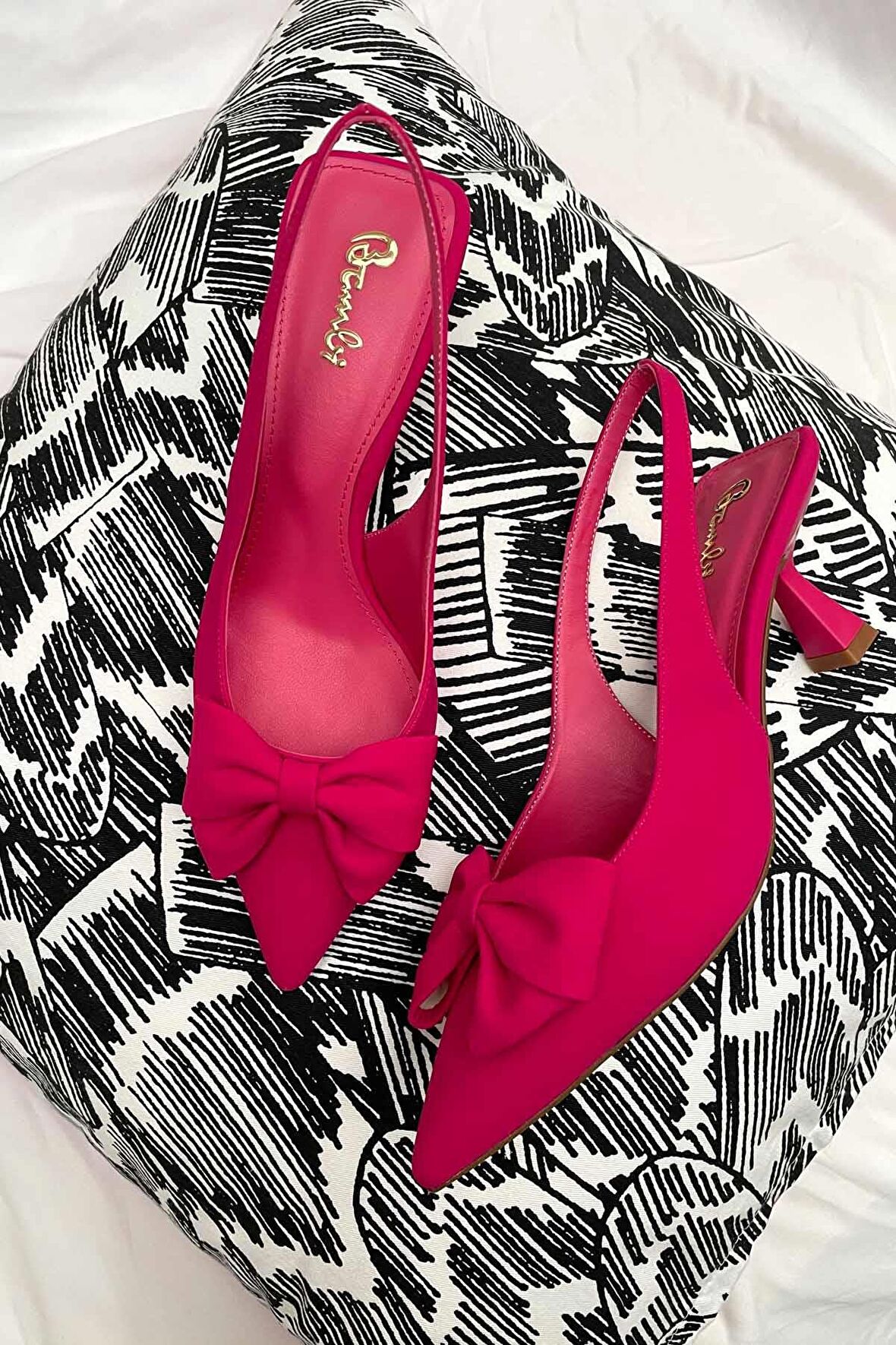 Fuşya Kumaş  Kadın Klasik Topuklu Ayakkabı K01231363204