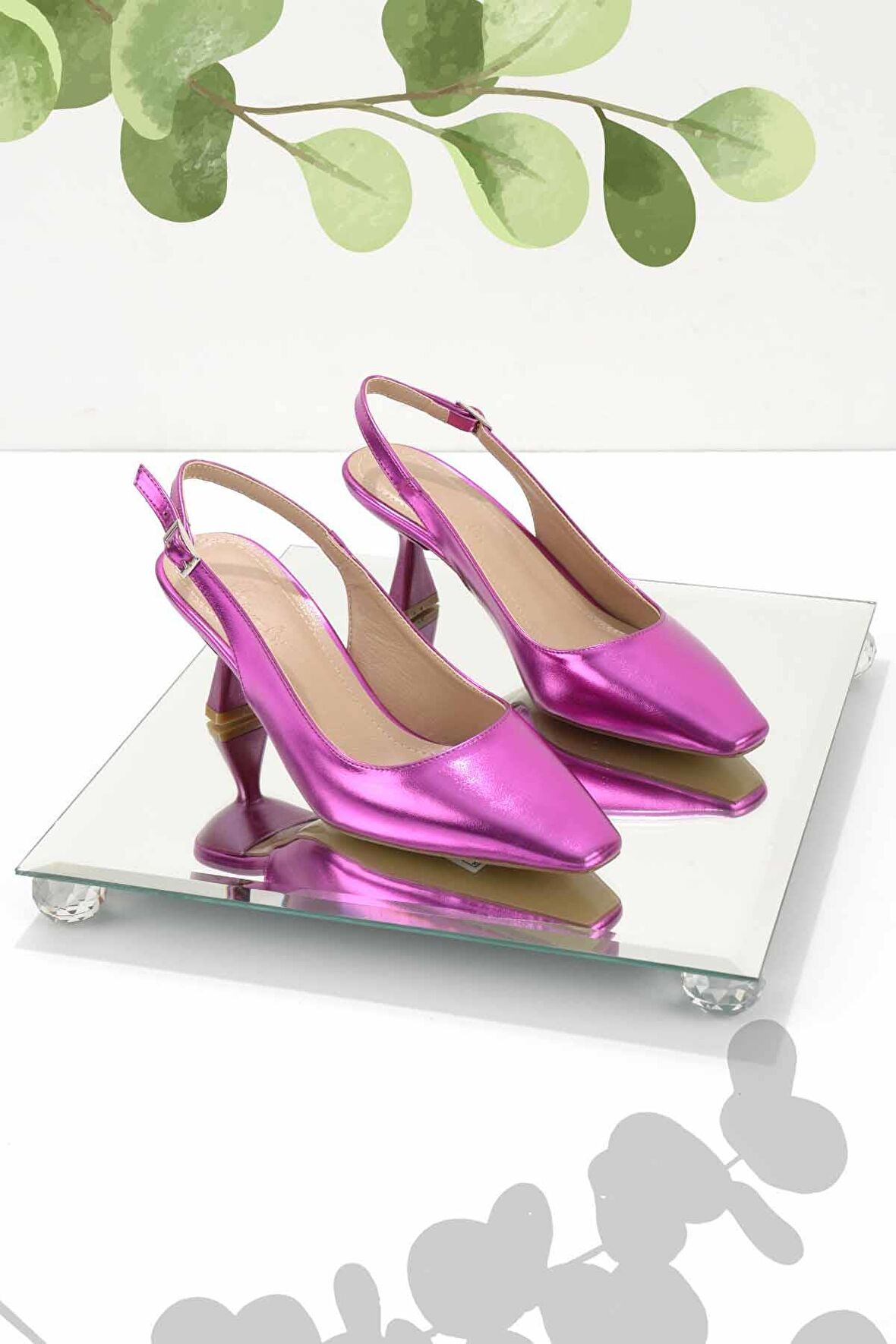 Bambi Parlak Pembe  Kadın Klasik Topuklu Ayakkabi K01232150209