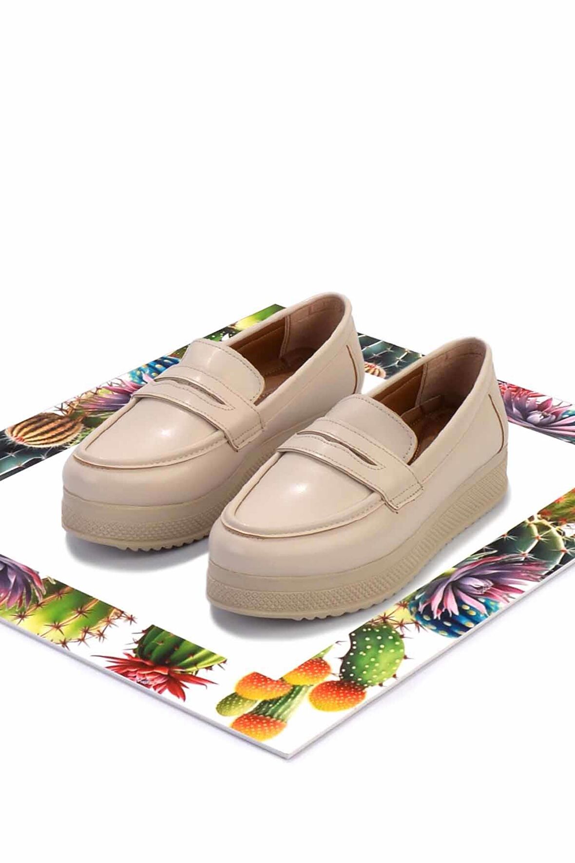 Bej  Kadın Loafer Ayakkabı K01311777709