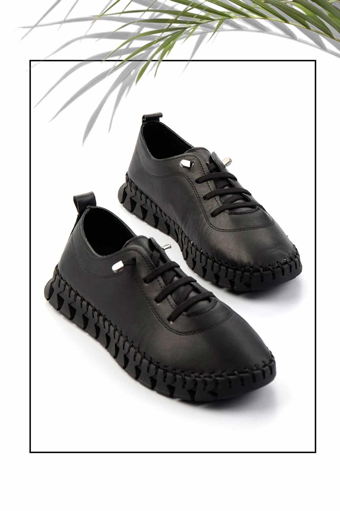 Siyah Hakiki Deri Kadın Sneaker K01331081003
