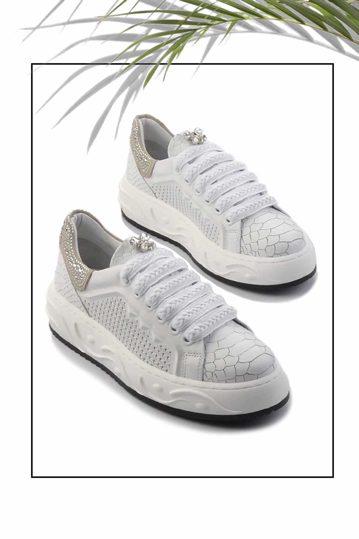 Beyaz Hakiki Deri Kadın Sneaker K01459702103