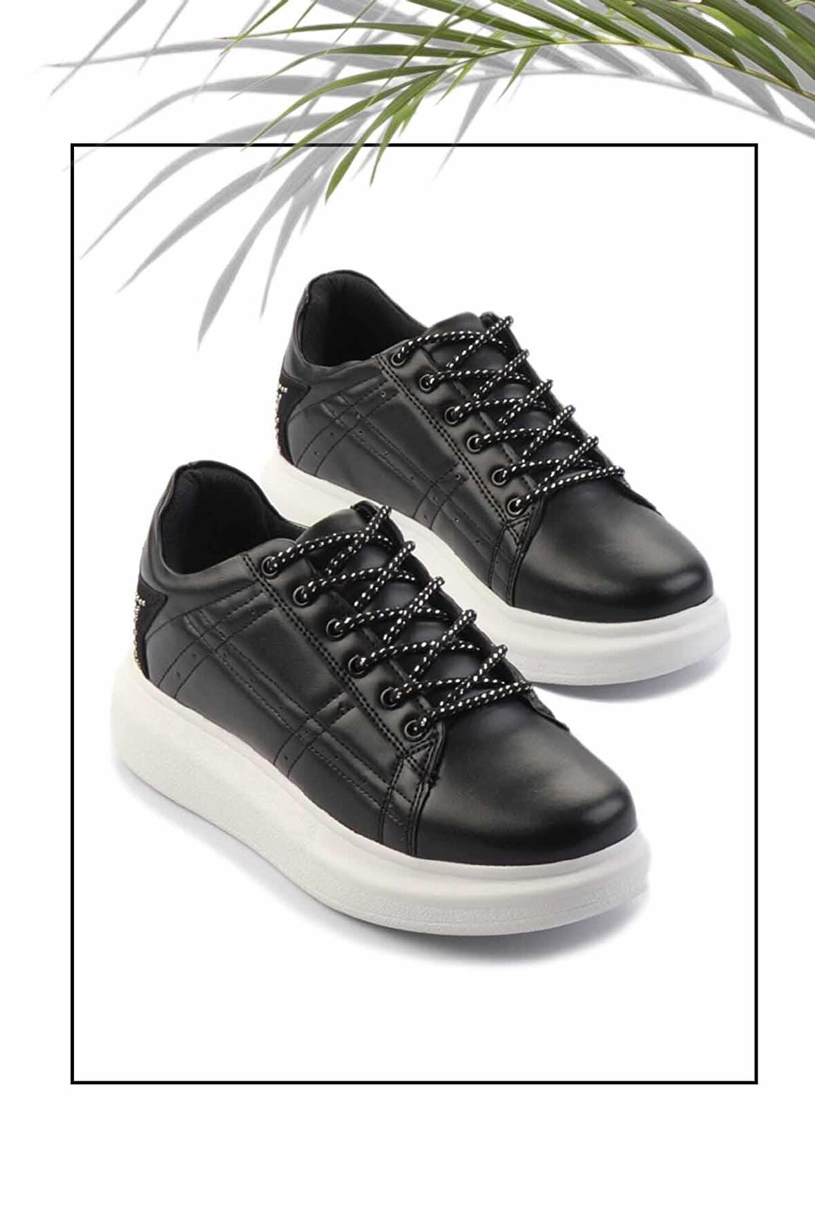 Siyah Beyaz  Kadın Sneaker K01478103509