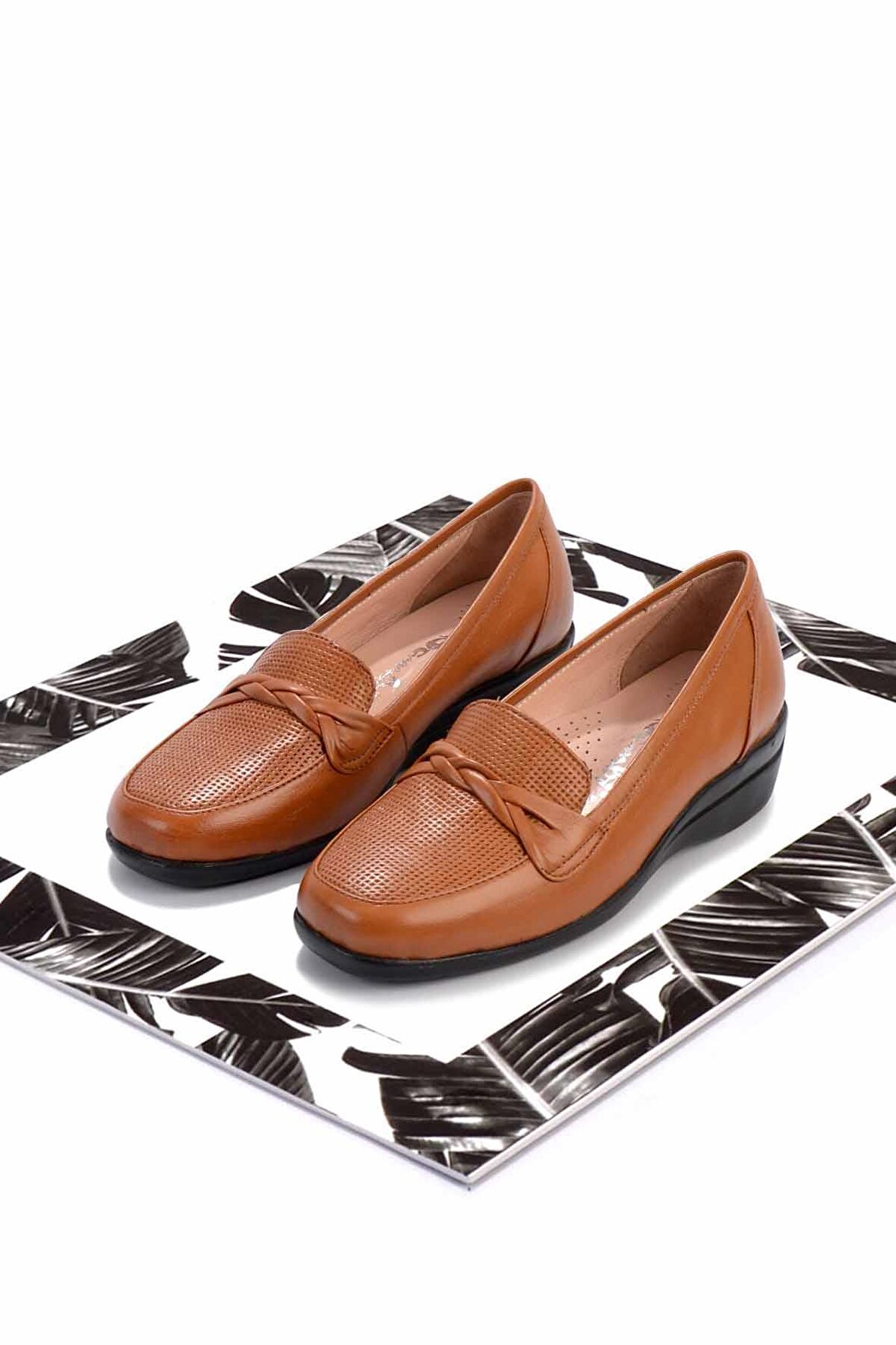 Taba Hakiki Deri Kadın Dolgu Topuklu Ayakkabı K01531123603