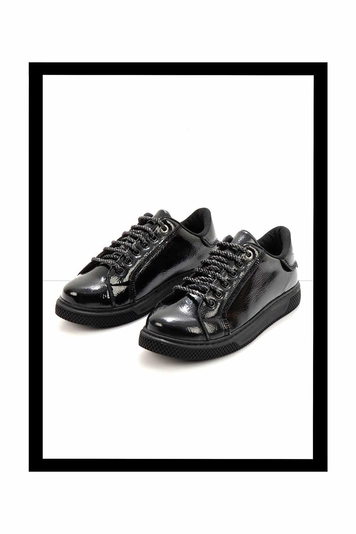 Siyah Rugan  Kadın Sneaker K01763132508