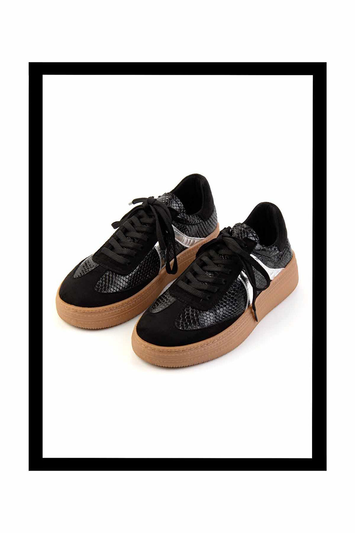 Siyah Süet   Kadın Sneaker K01828333302