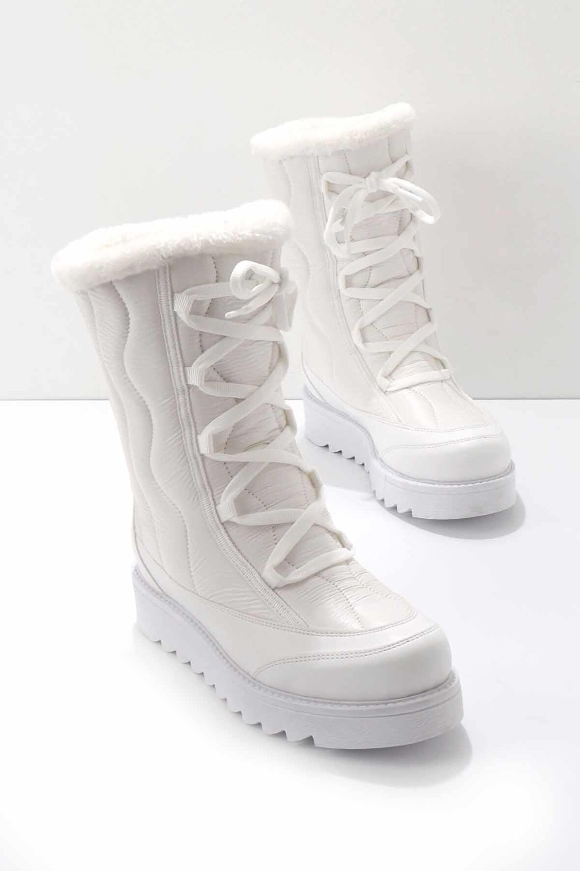 Bambi Beyaz Parasüt  Kadın Bot & Bootie K02102270067