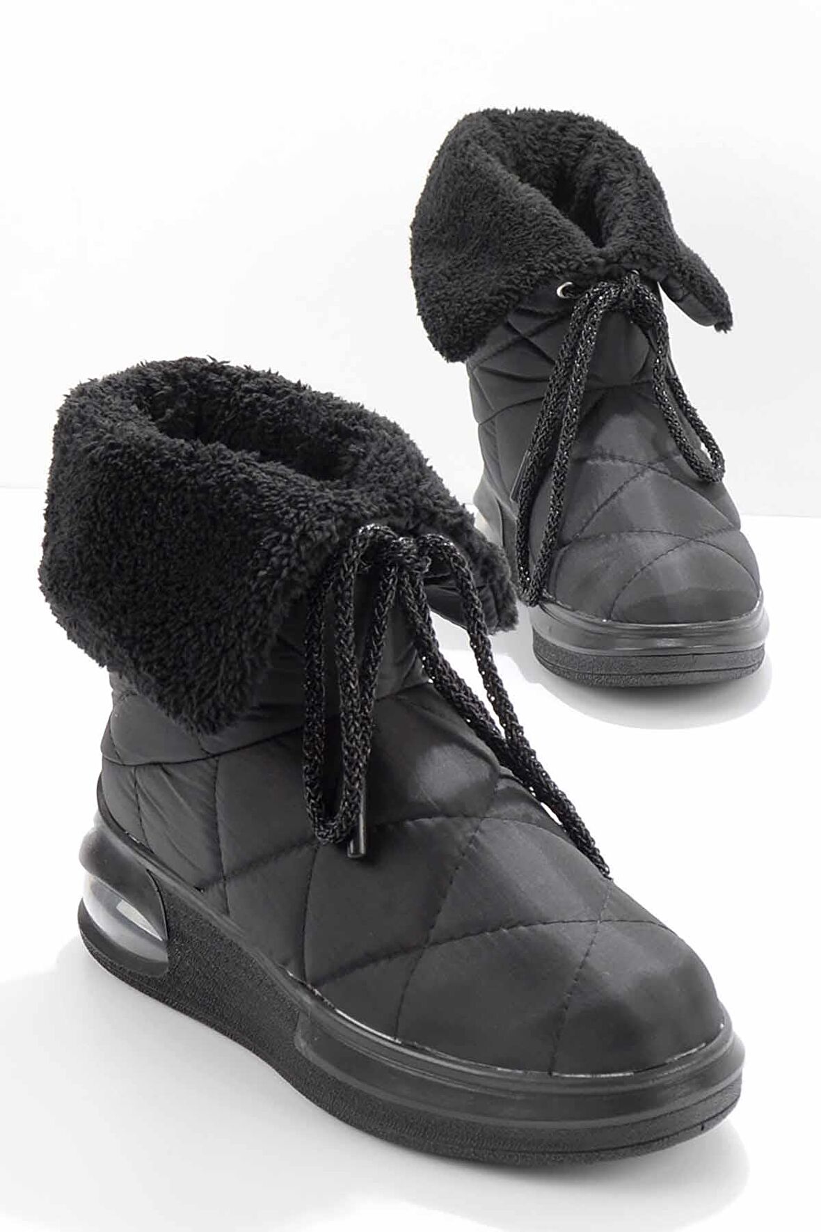 Bambi Siyah Anorak  Kadın Bot & Bootie K02212030085