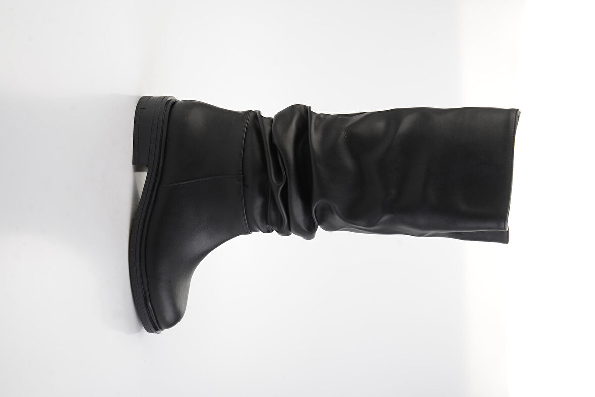 Siyah  Kadın Çizme K03021070109