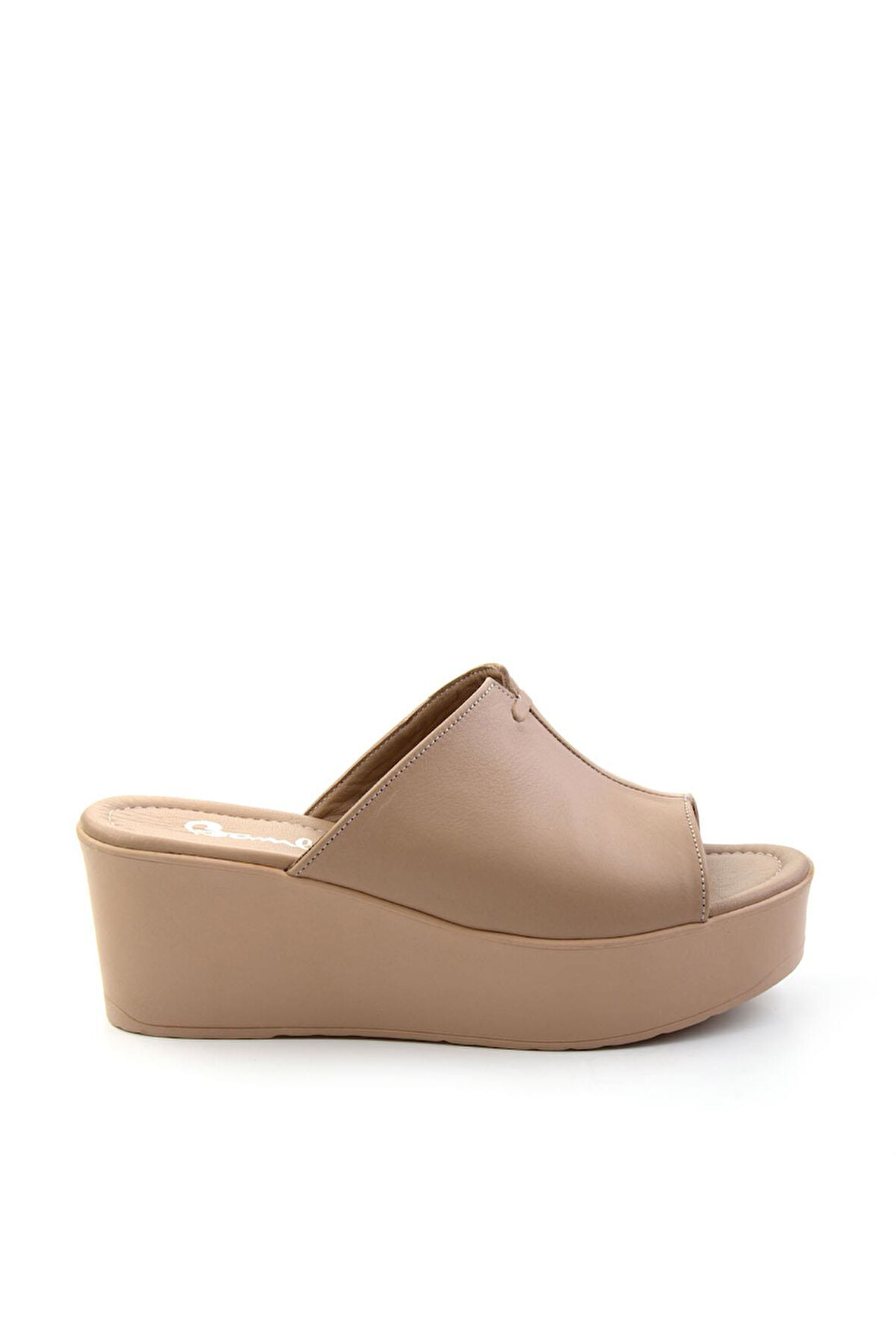 Bej Leather Kadın Terlik K04040012403