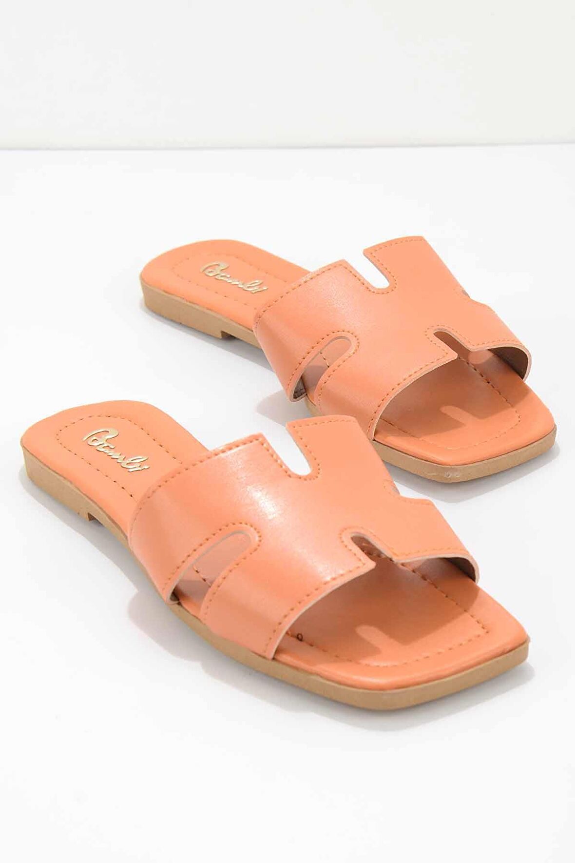 Bambi Turuncu  Kadın Terlik K04101000609