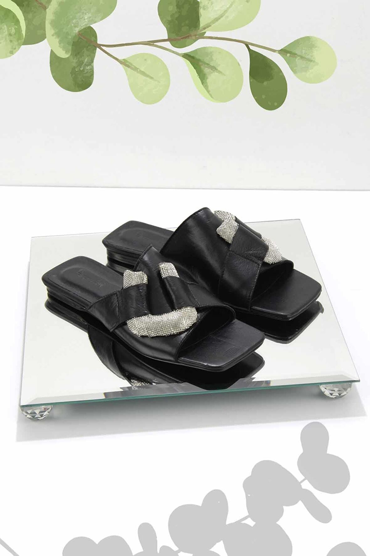 Bambi Siyah Hakiki Deri Kadın Terlik K04292766603