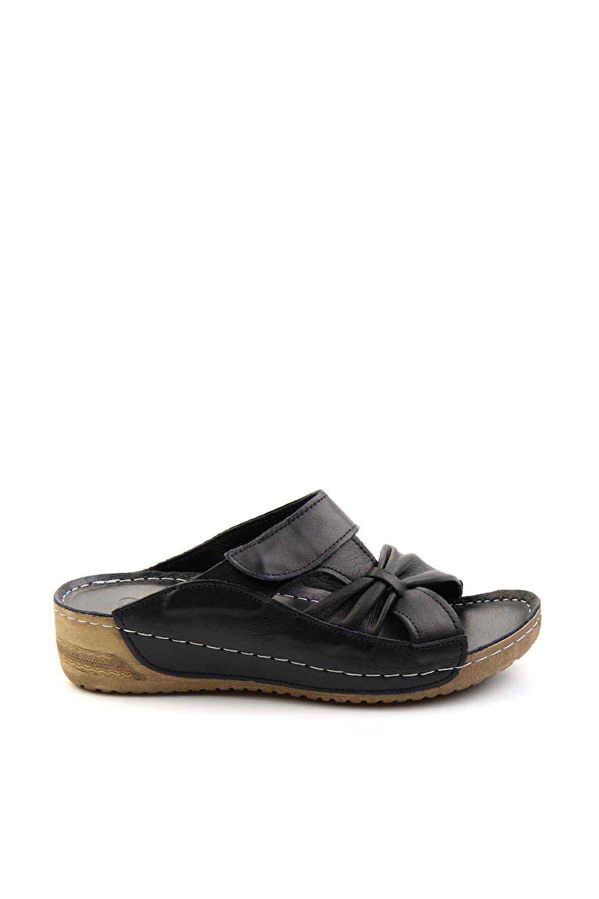 Siyah Hakiki Deri Kadın Terlik K04331024303