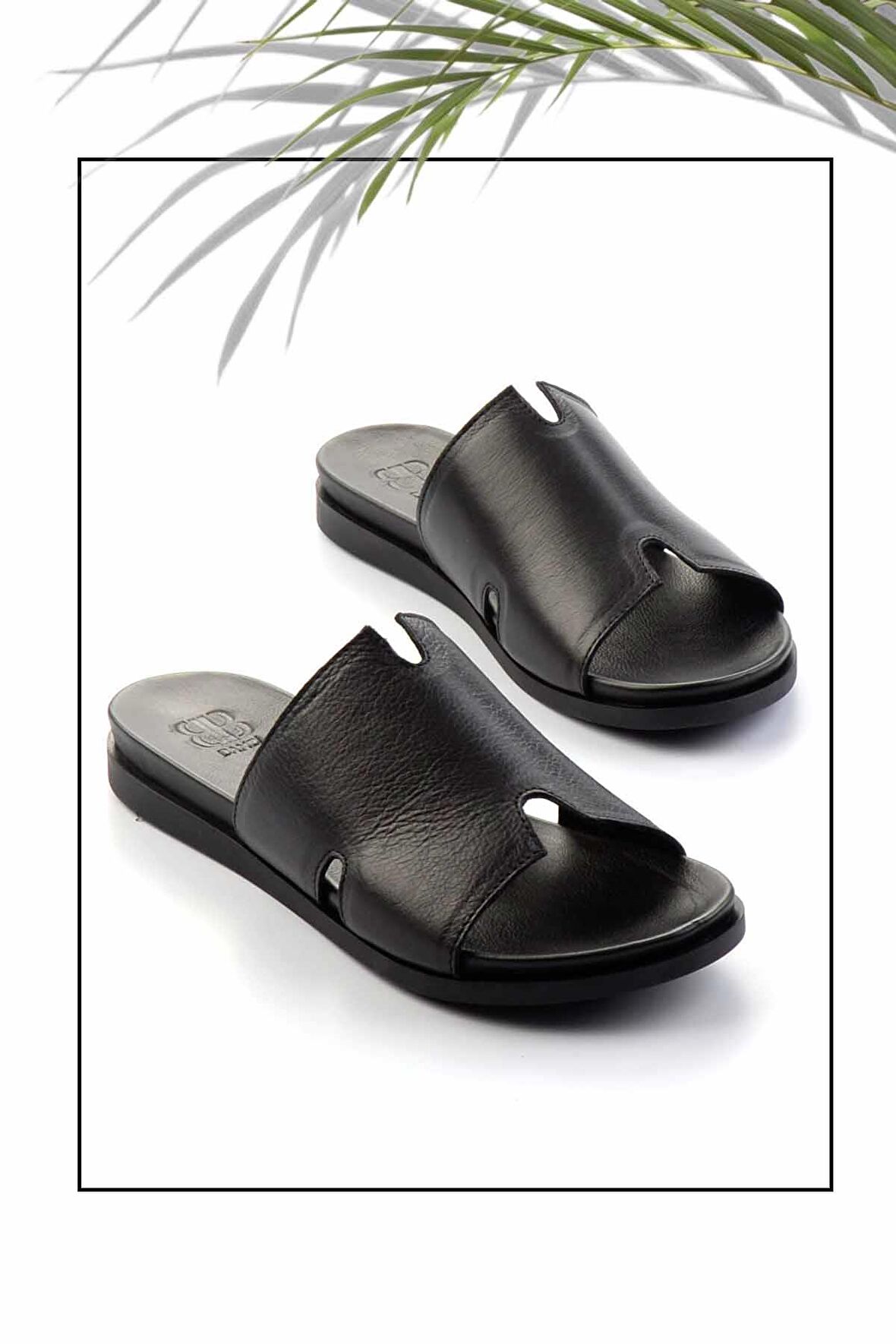 Siyah Hakiki Deri Kadın Terlik K04724670003