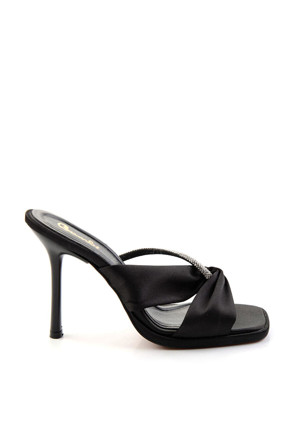 Siyah  Kadın Terlik K04726555538