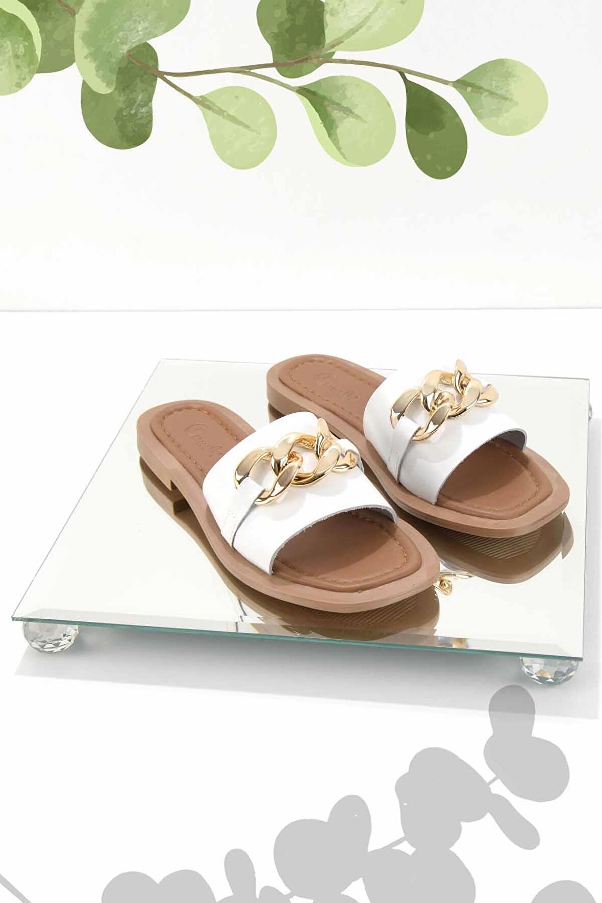 Bambi Beyaz Hakiki Deri Kadın Terlik K04826017403