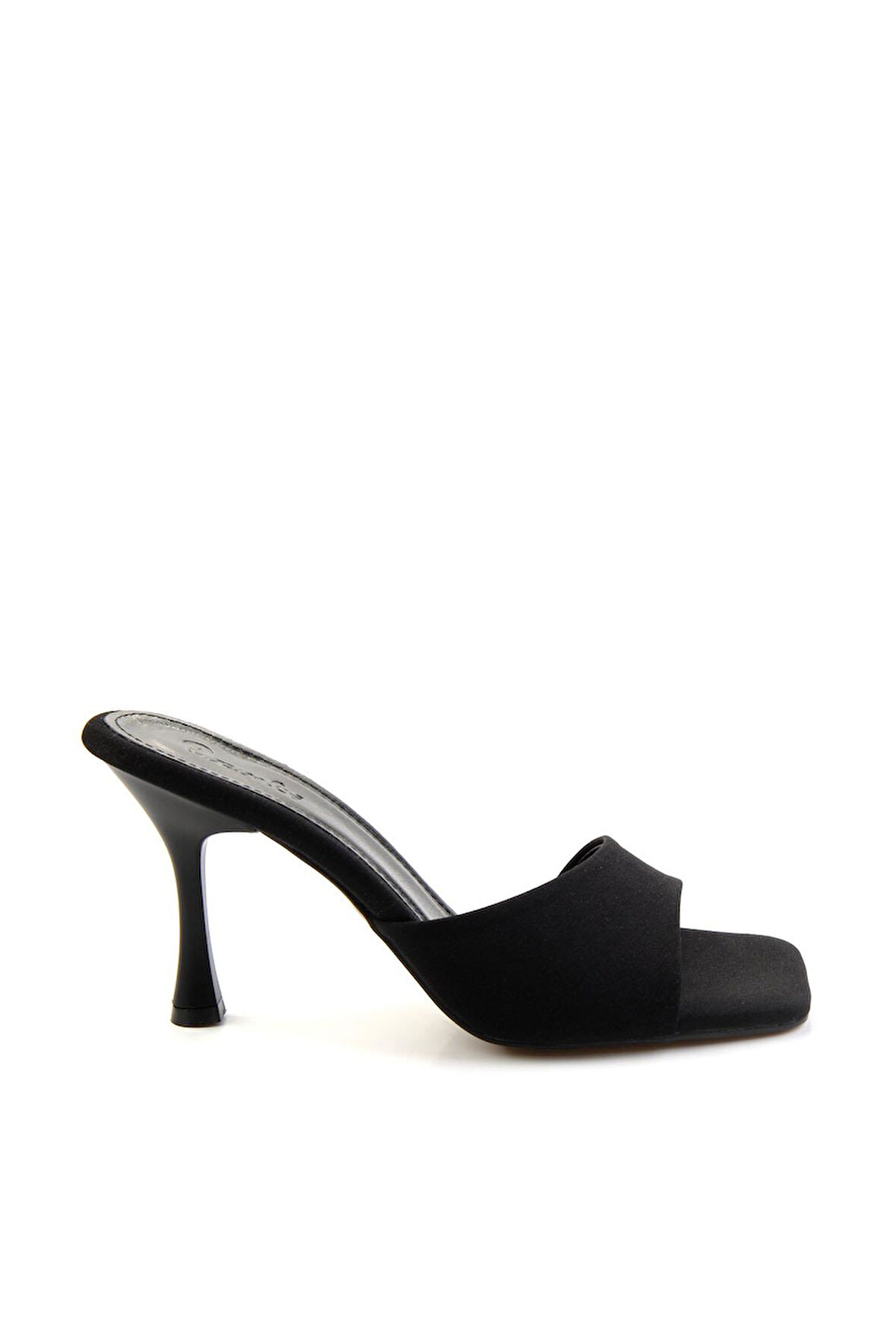 Mat Siyah  Kadın Terlik K04869012738