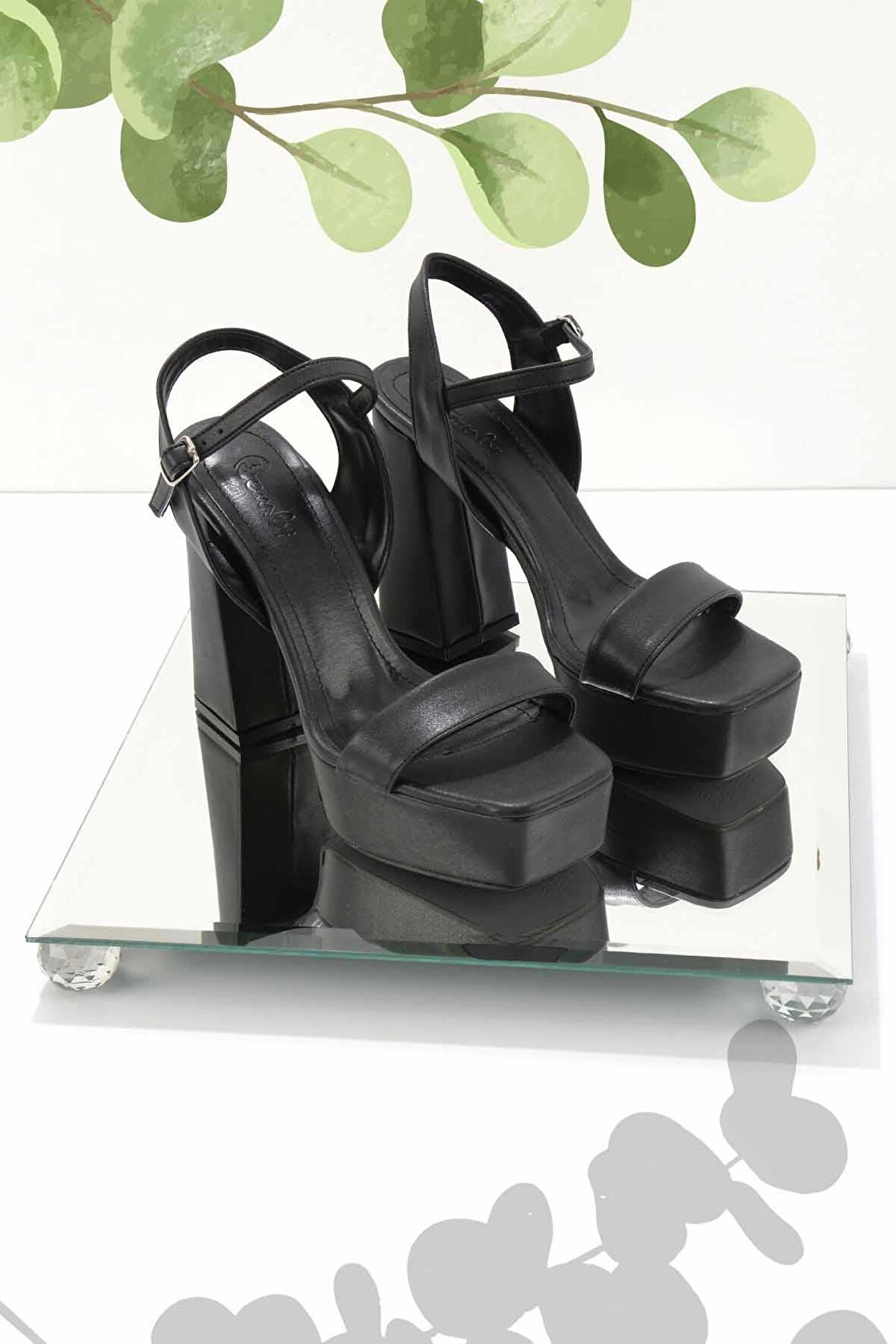 Siyah  Kadın Abiye Ayakkabı K05215020109