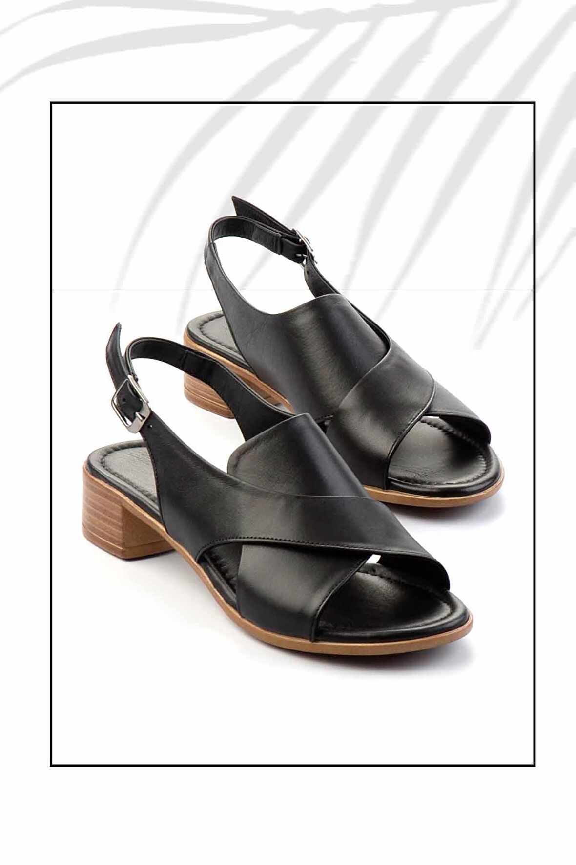 Siyah Hakiki Deri Kadın Klasik Topuklu Ayakkabı K05290032503