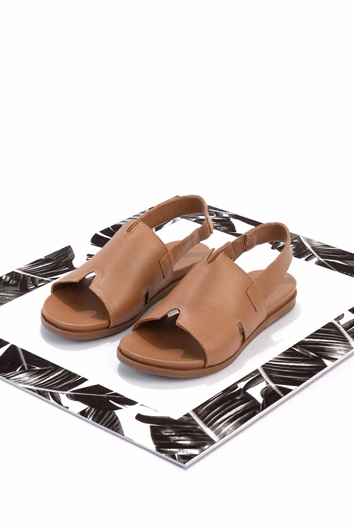 Taba Hakiki Deri Kadın Sandalet K05724660003