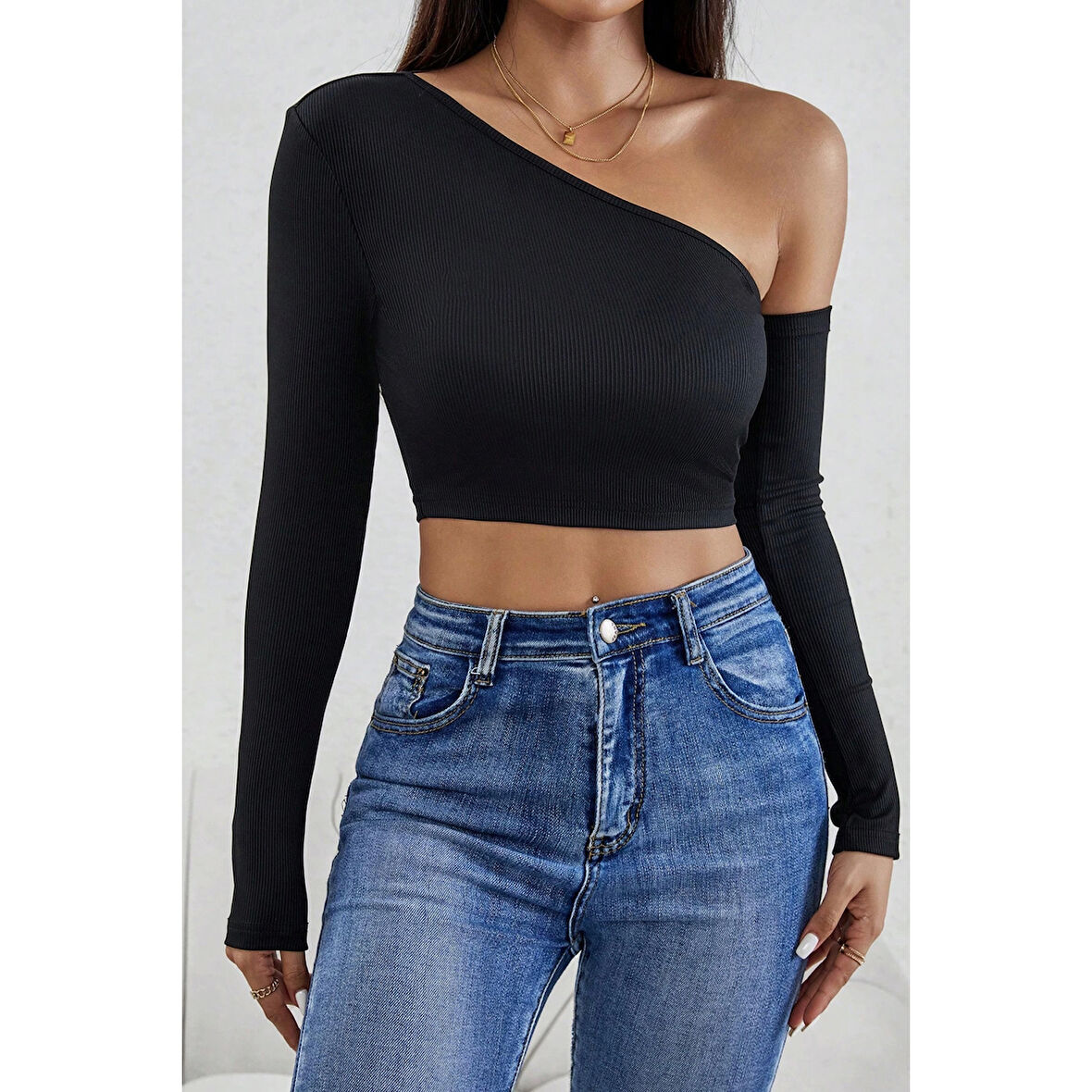 MARSiLYAN- Kadın Siyah Tek Omuz Detaylı Uzun Kol Crop Top Bluz