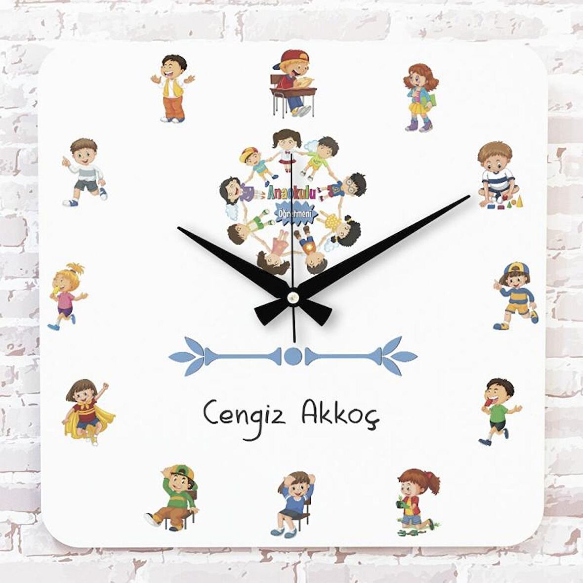Anaokulu Öğretmenine Hediye Ahşap Saat 33cm KA01-1034