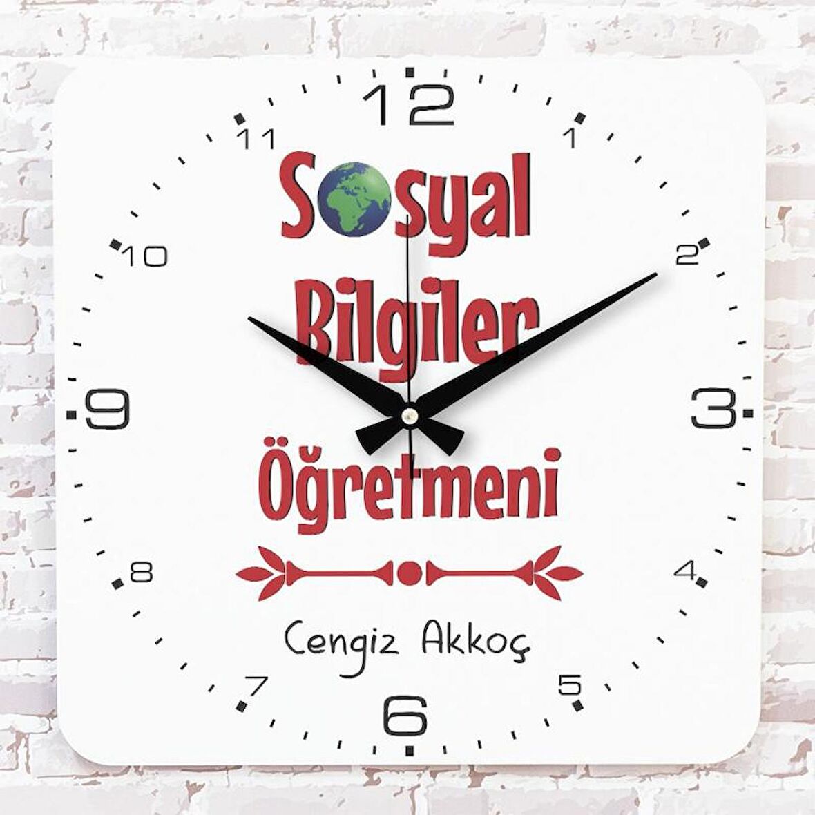 Sosyal Bilgiler Öğretmenine Hediye Ahşap Saat 33cm KA01-1059